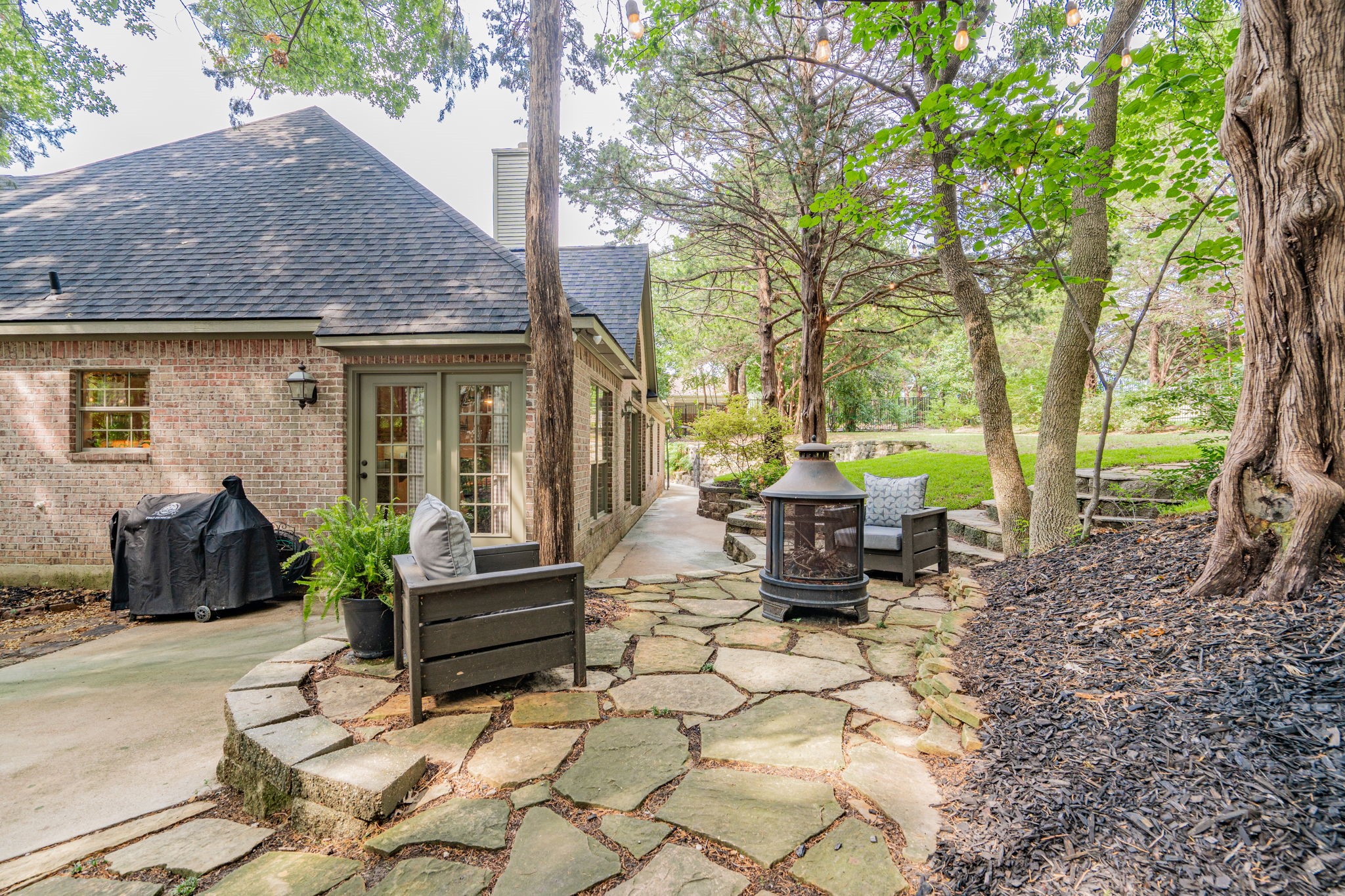 1205 Cedar Ridge Road W