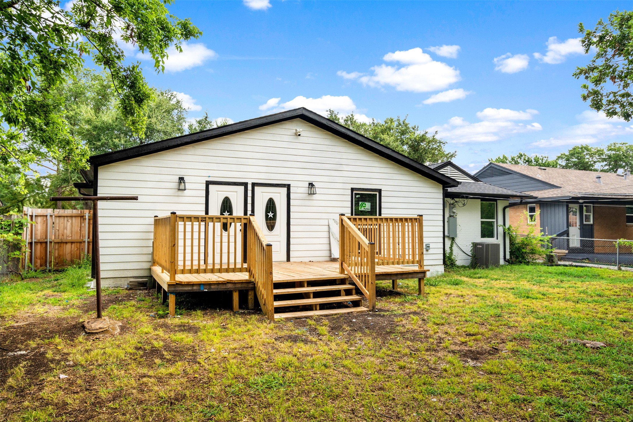 2604 Klondike Drive