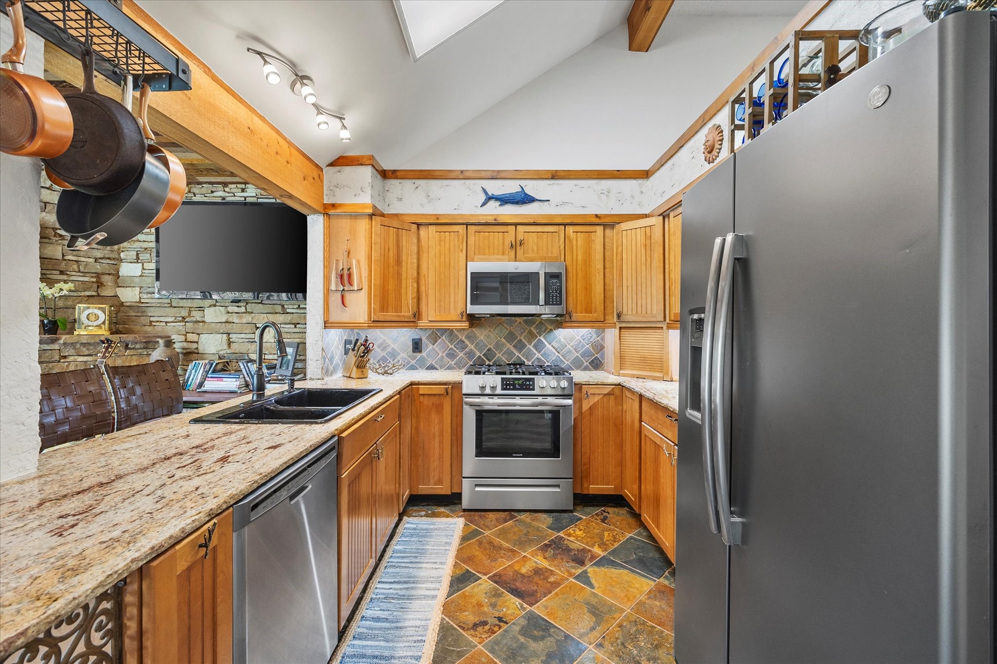 7710 Spinnaker Cove