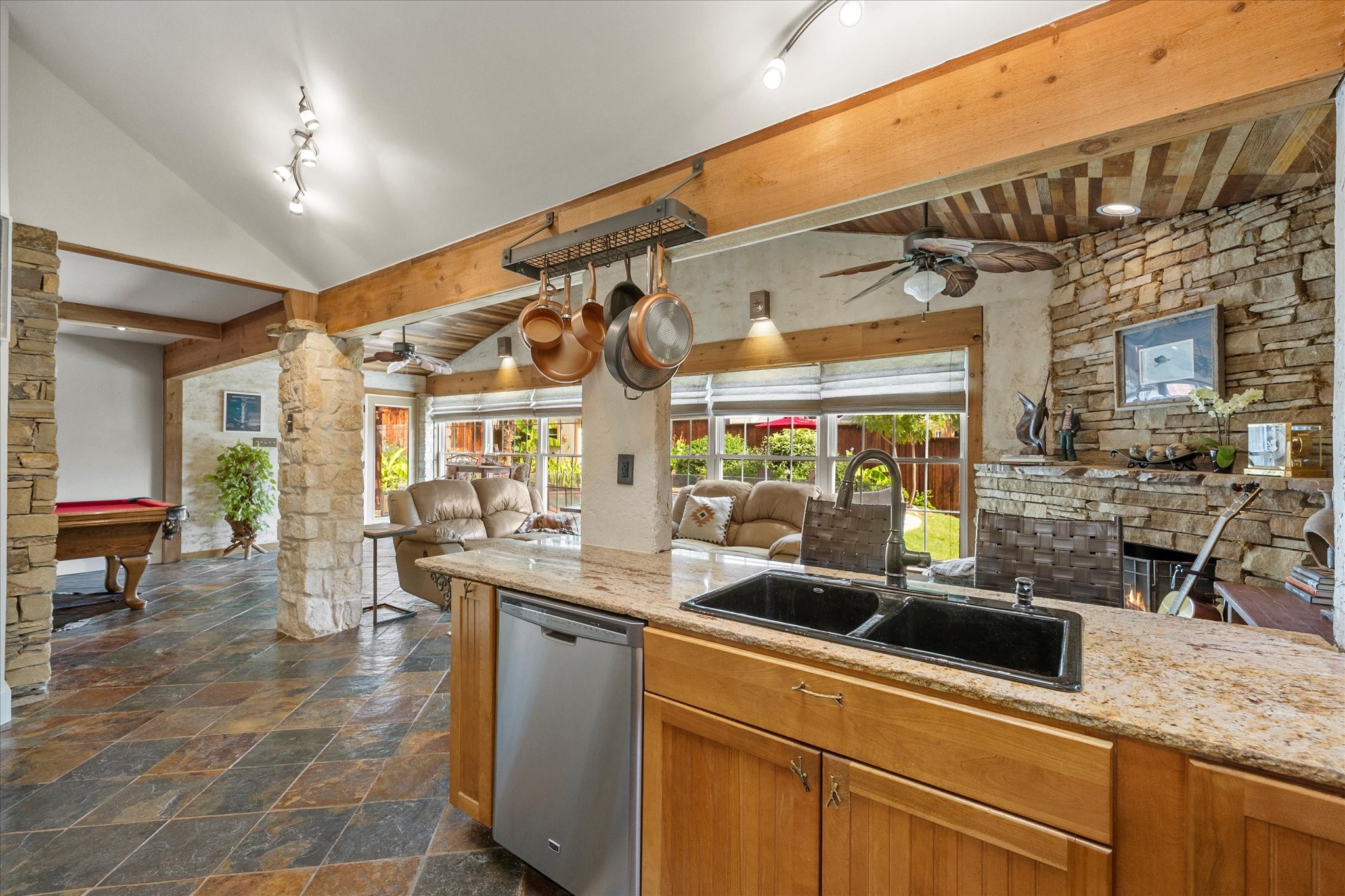 7710 Spinnaker Cove