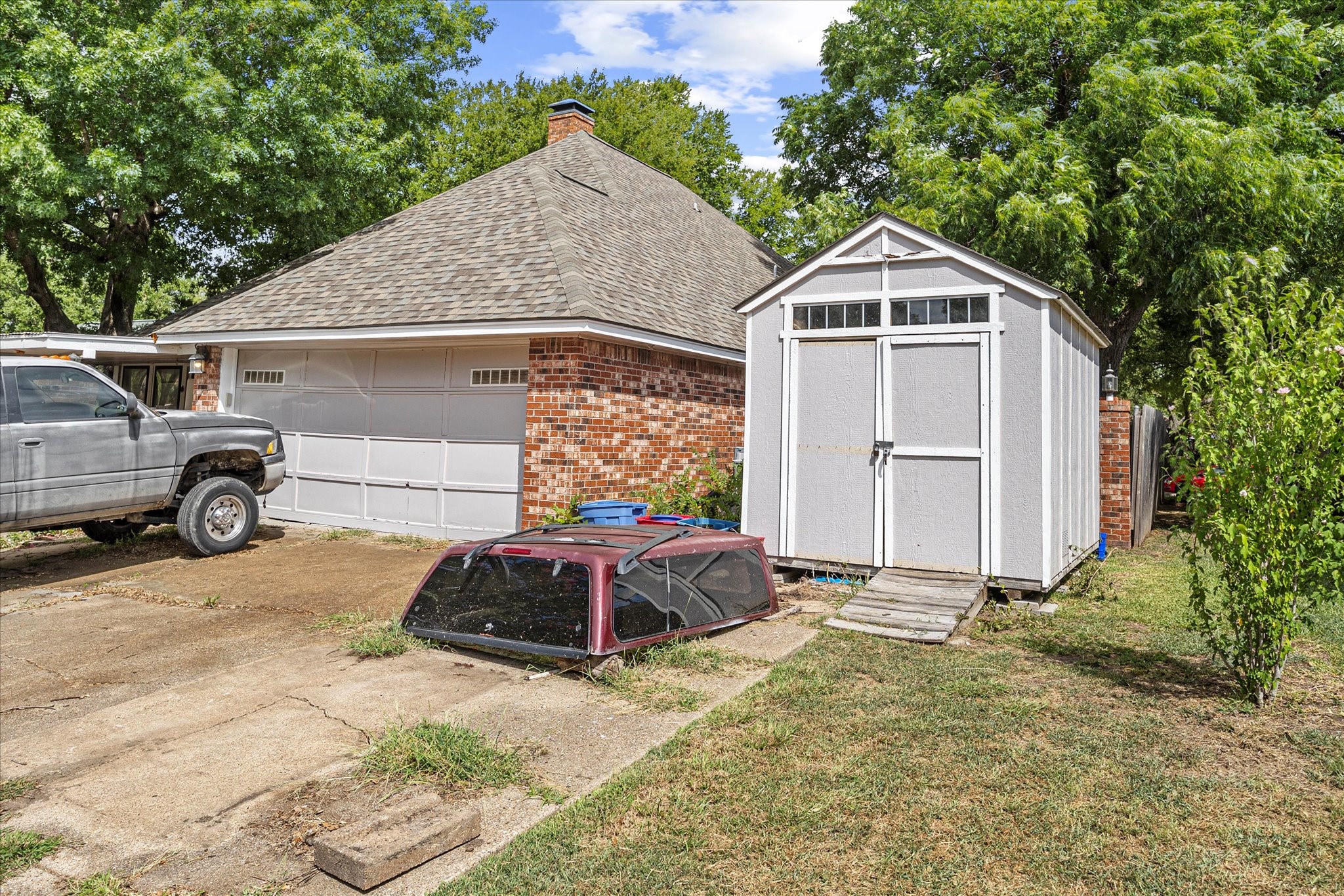 106 Kiowa Lane
