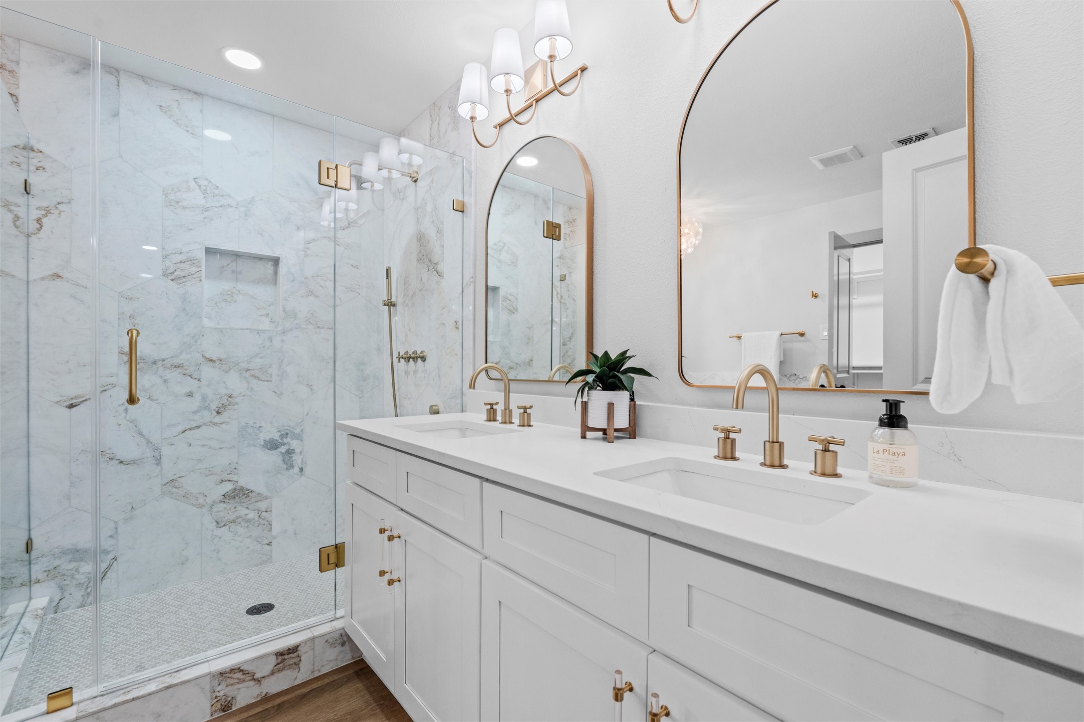 1109 Dunbarton Drive