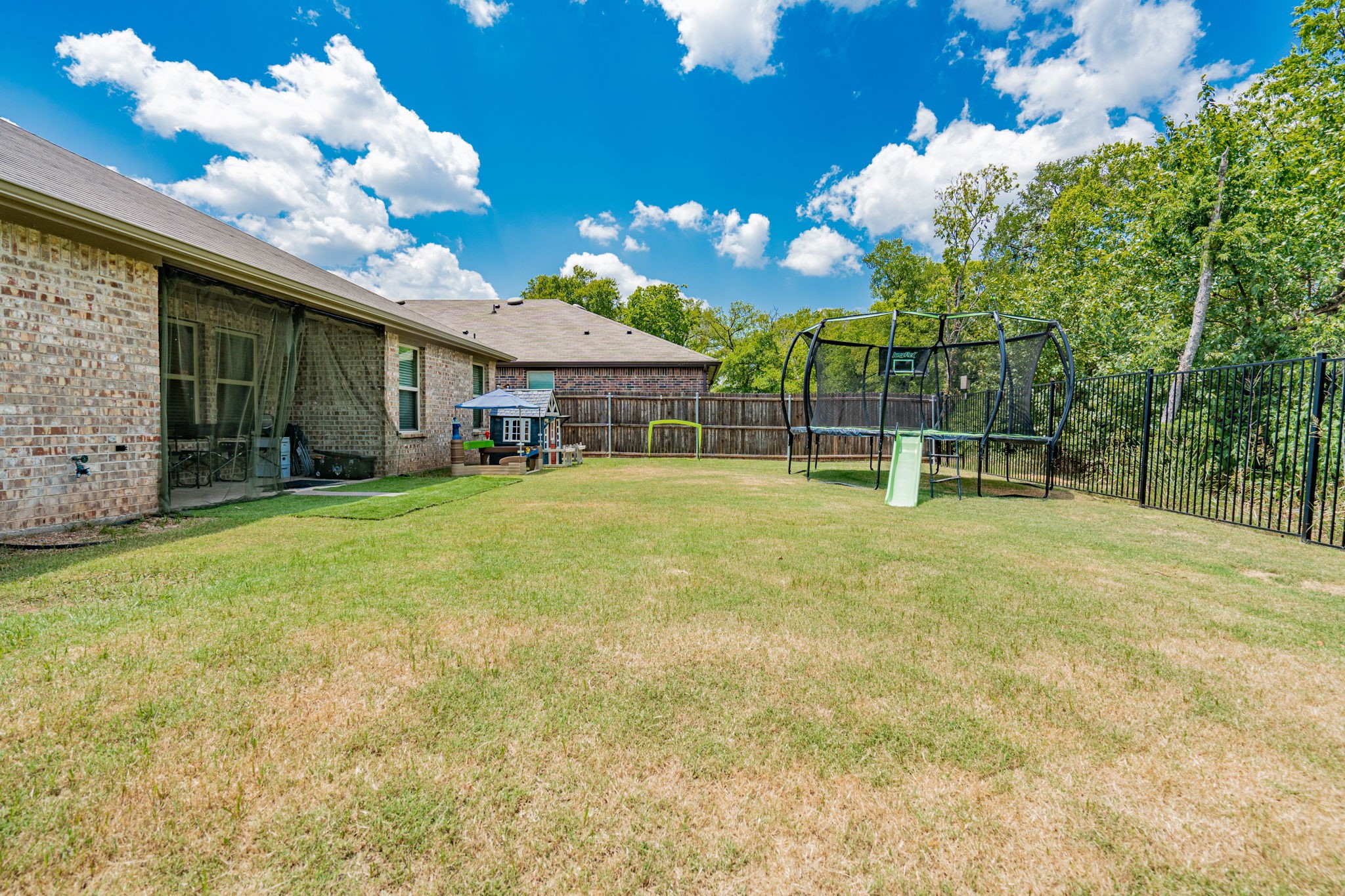 2313 Conklin Drive