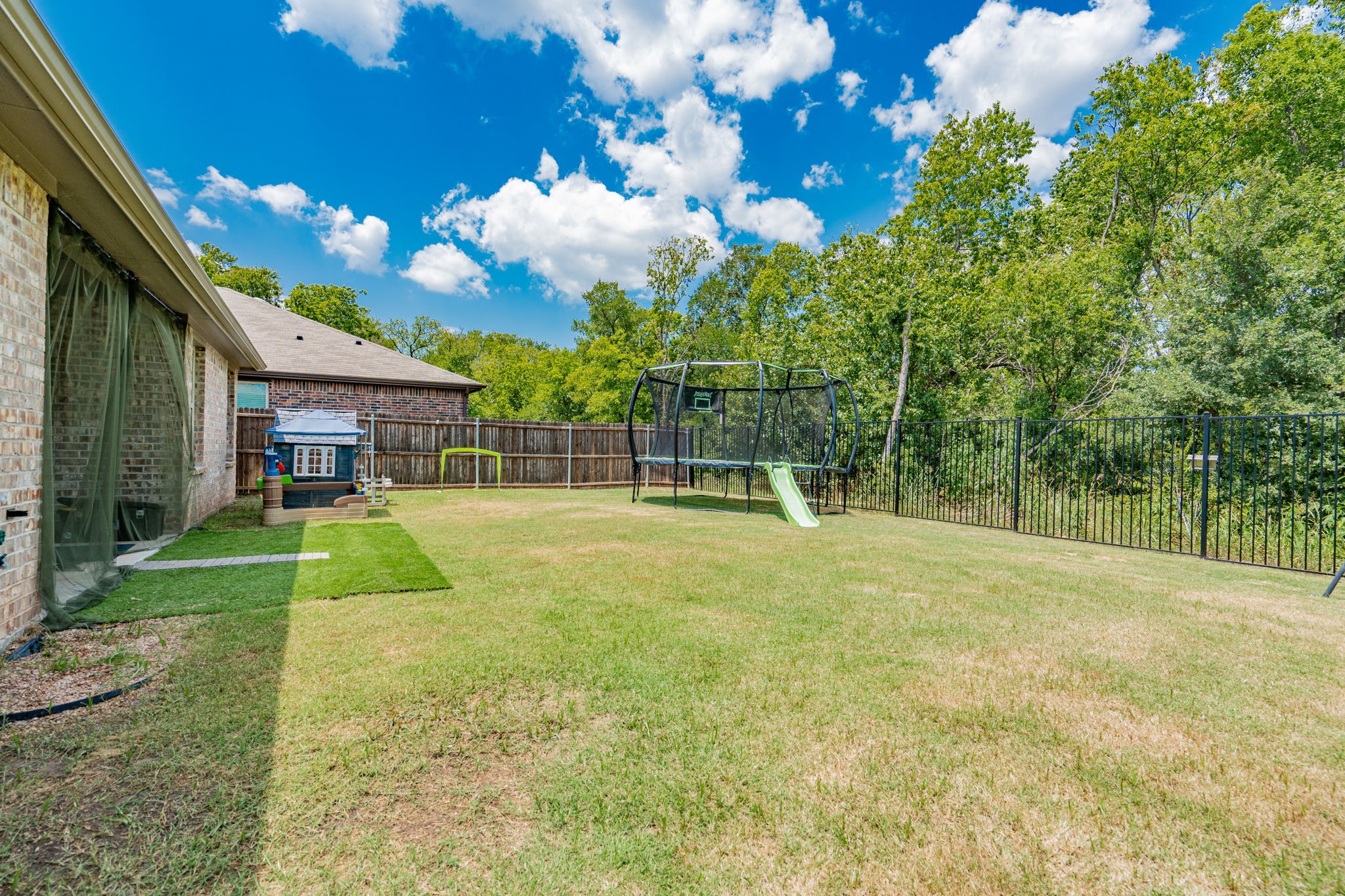 2313 Conklin Drive