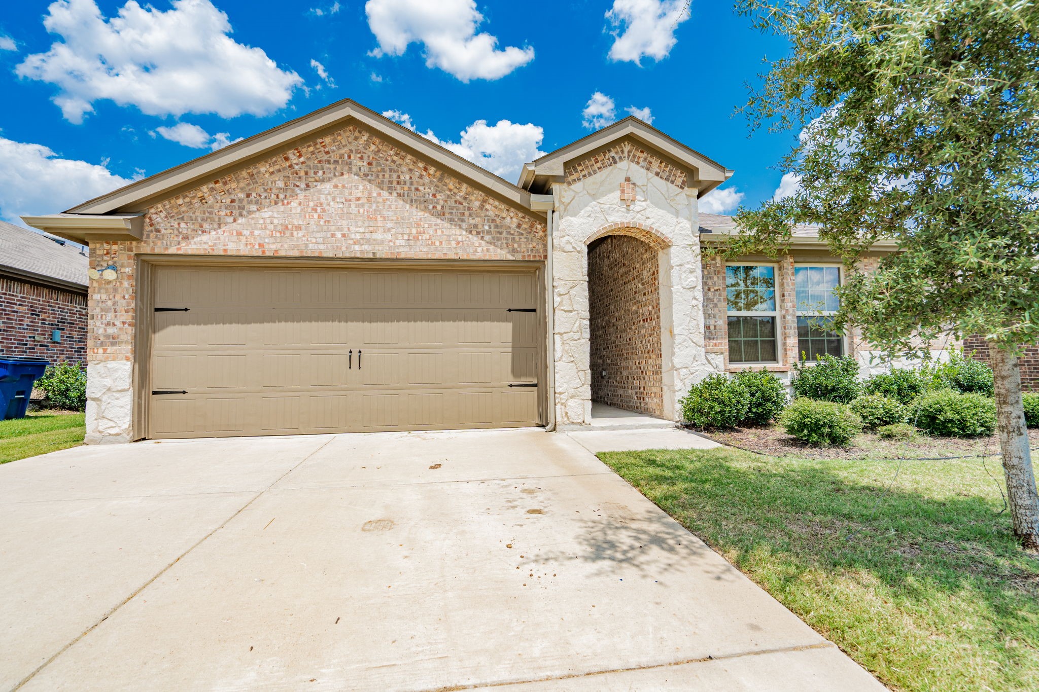 2313 Conklin Drive