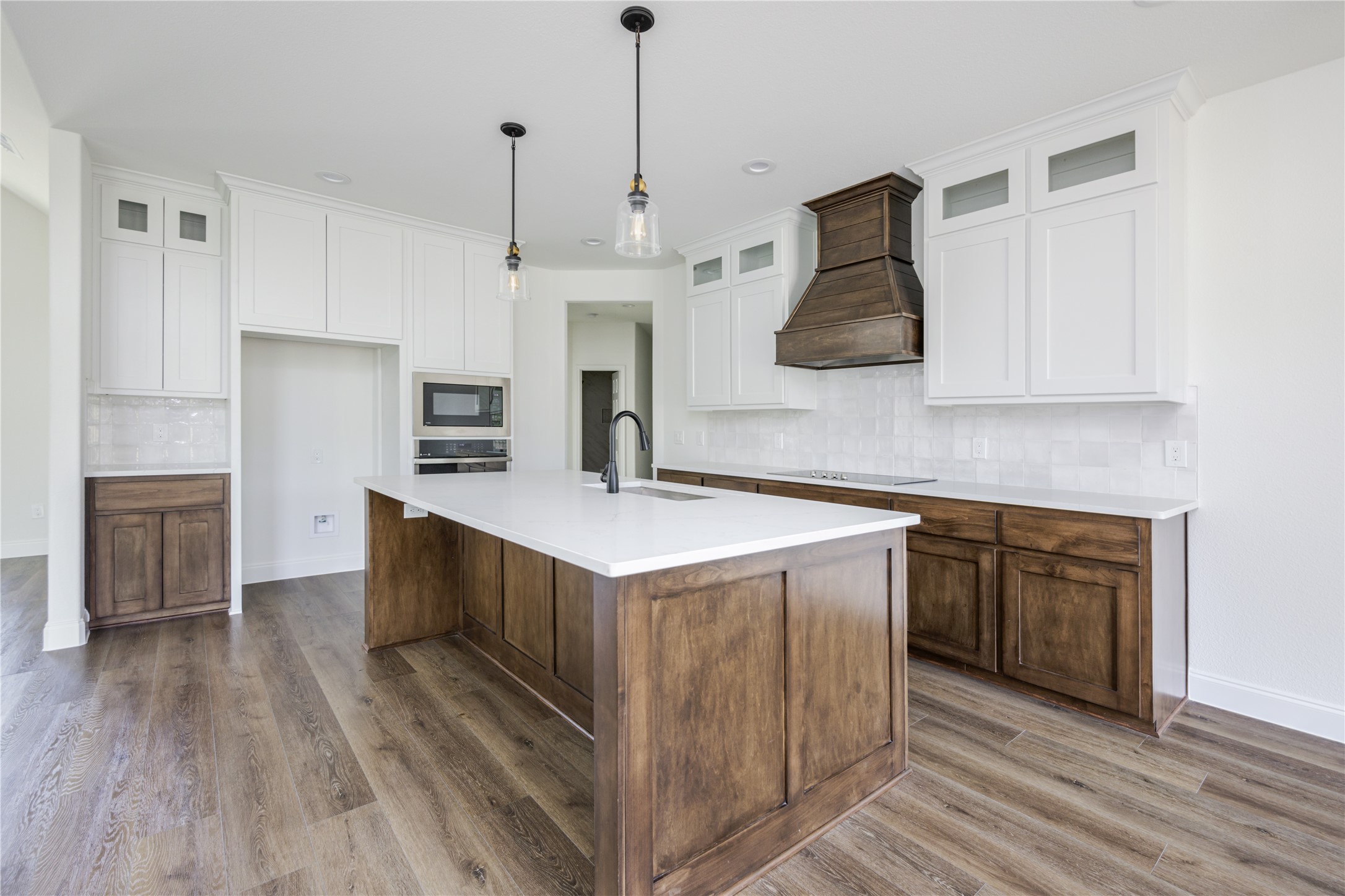 2280 County Road 1112