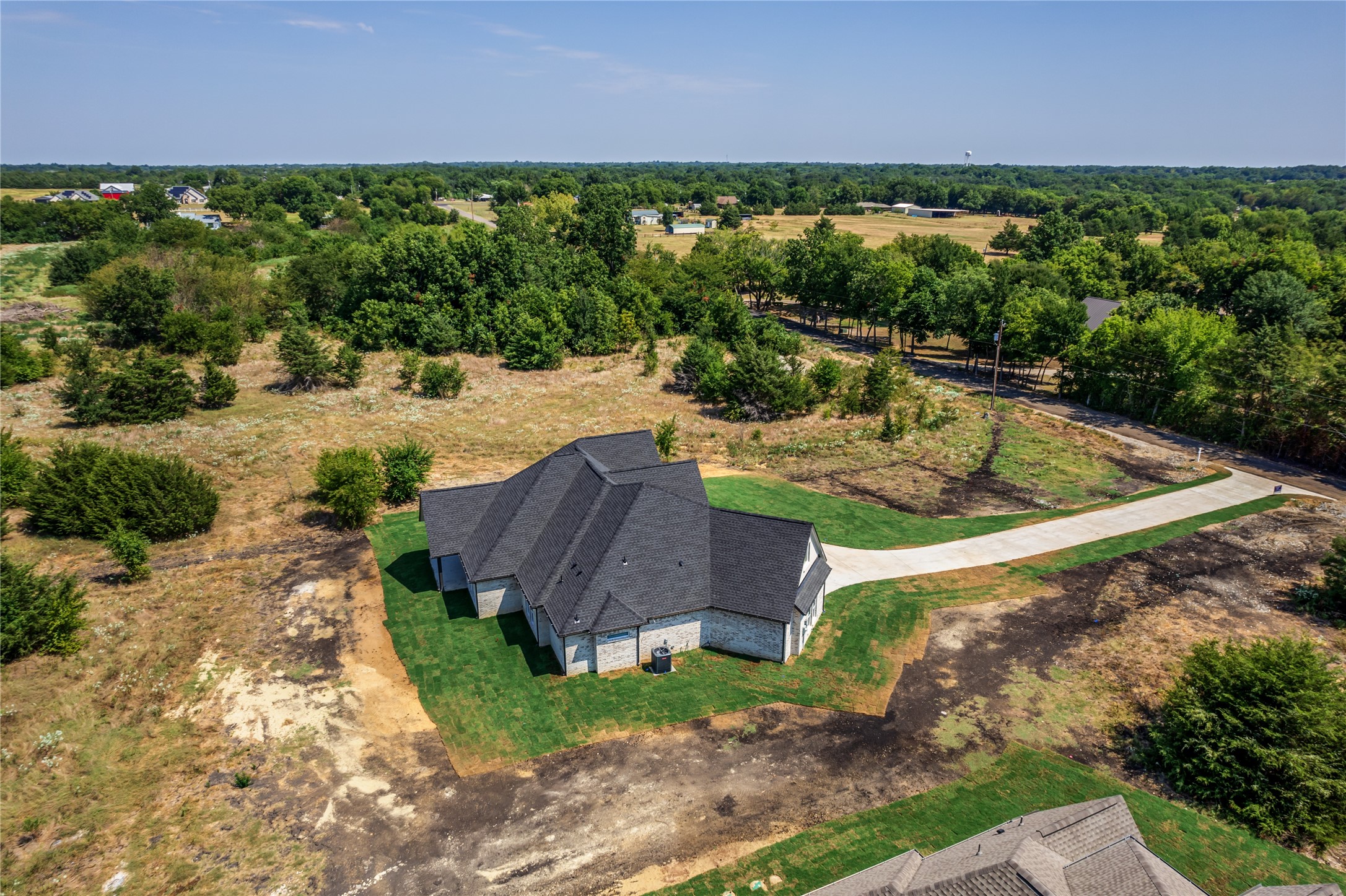 2280 County Road 1112