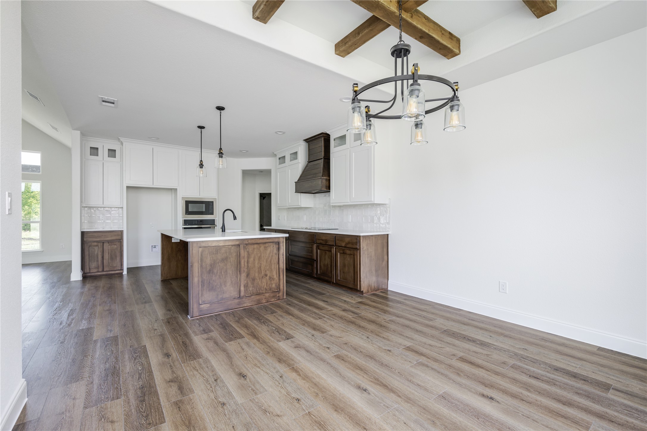 2280 County Road 1112