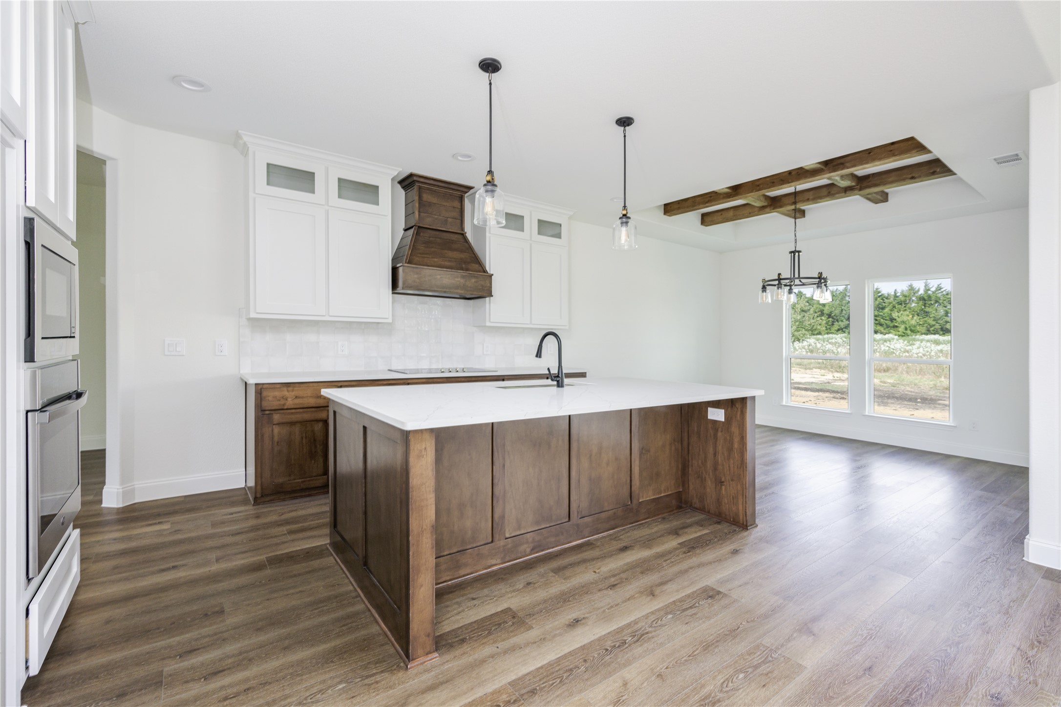 2280 County Road 1112