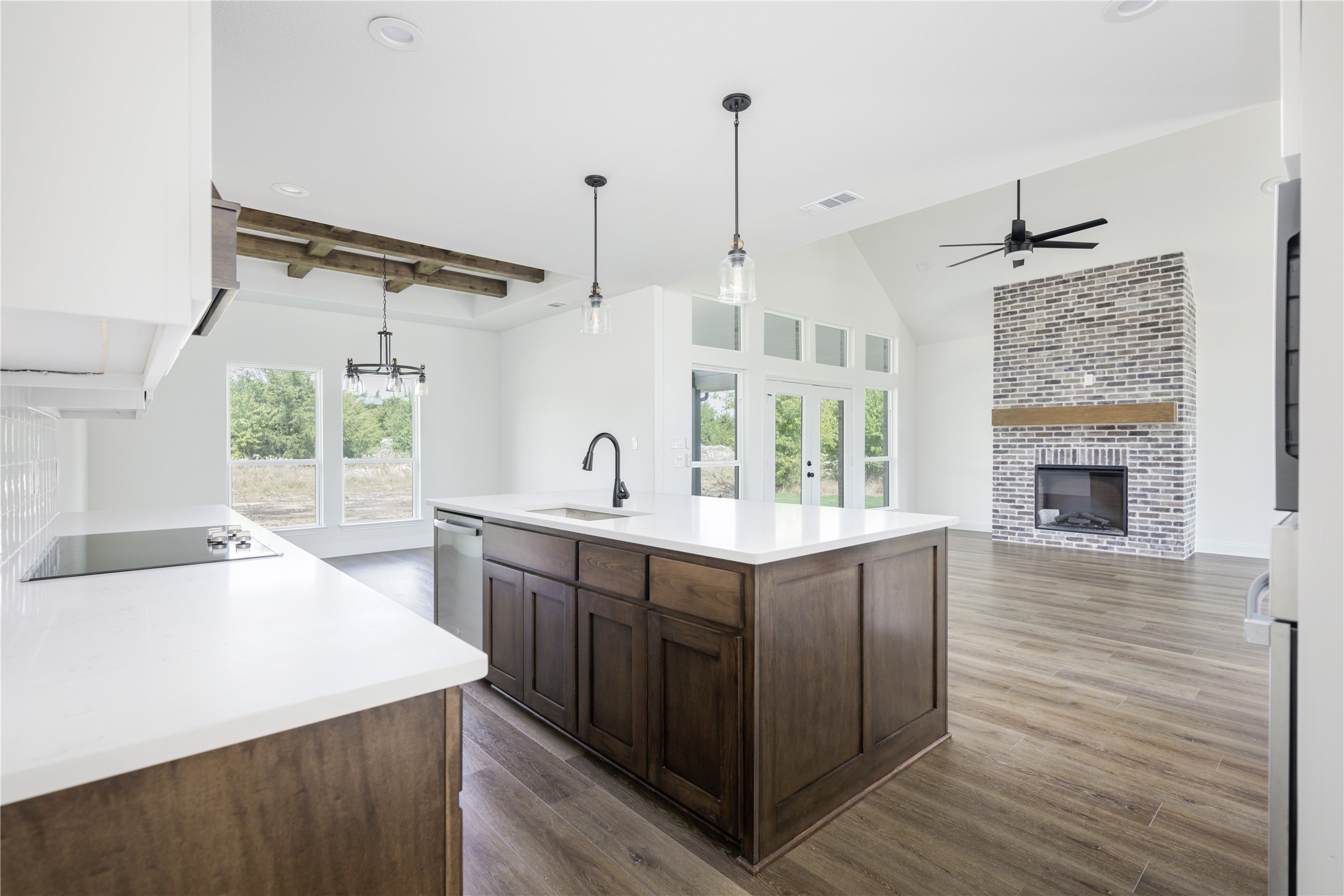 2280 County Road 1112