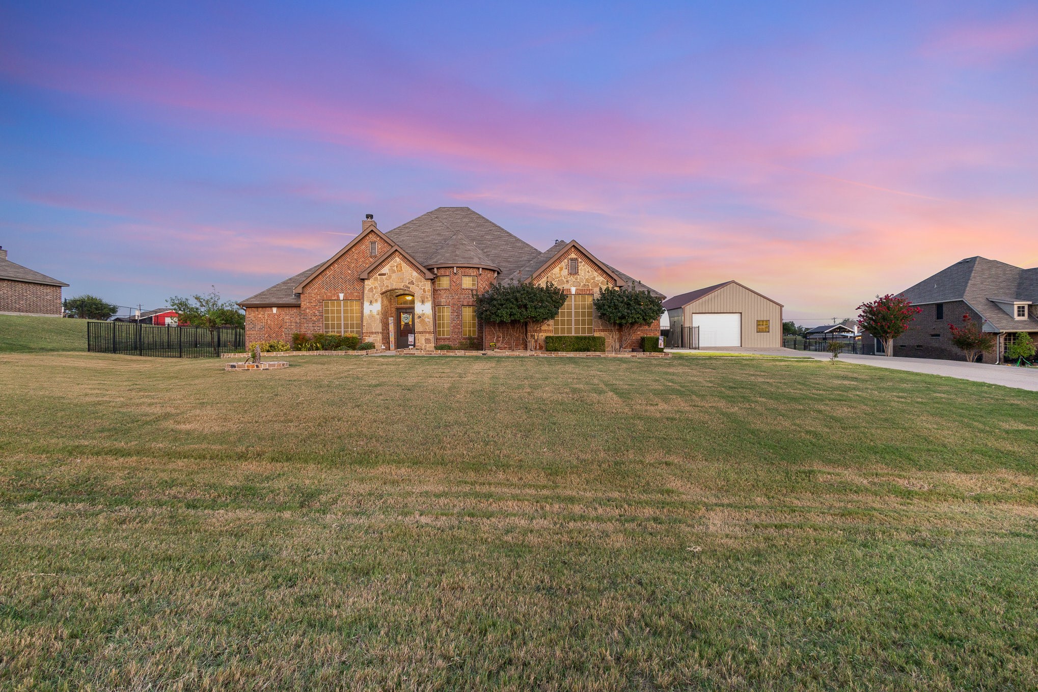 4055 Honeysuckle Lane