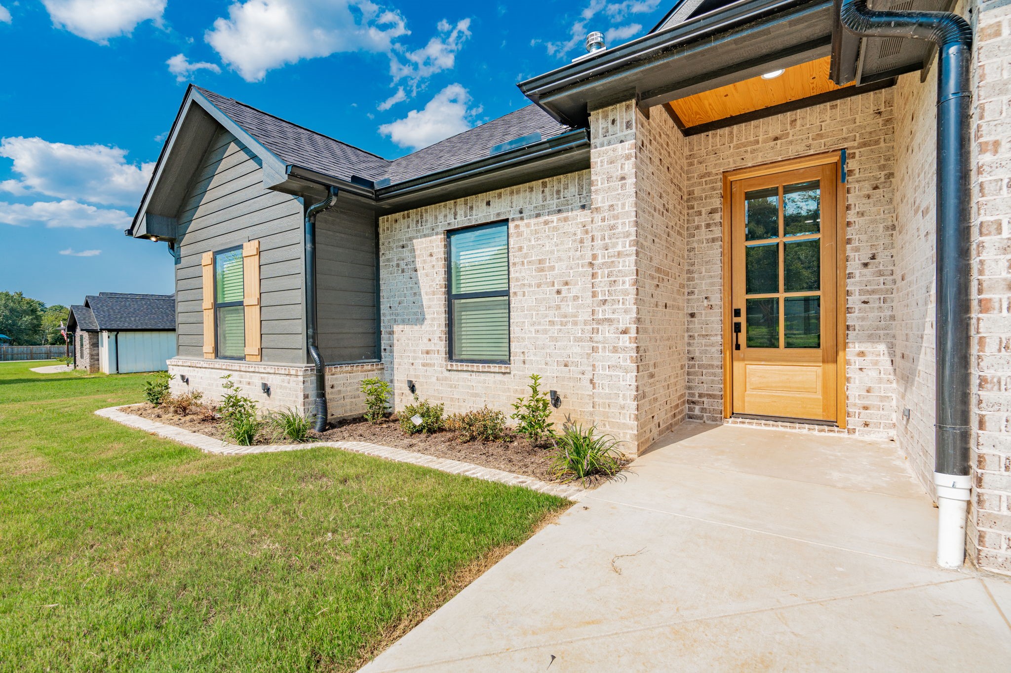 6389 Mill Run Road