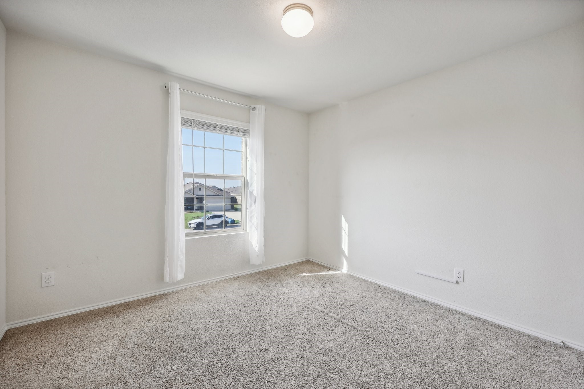 1145 Skyline Drive
