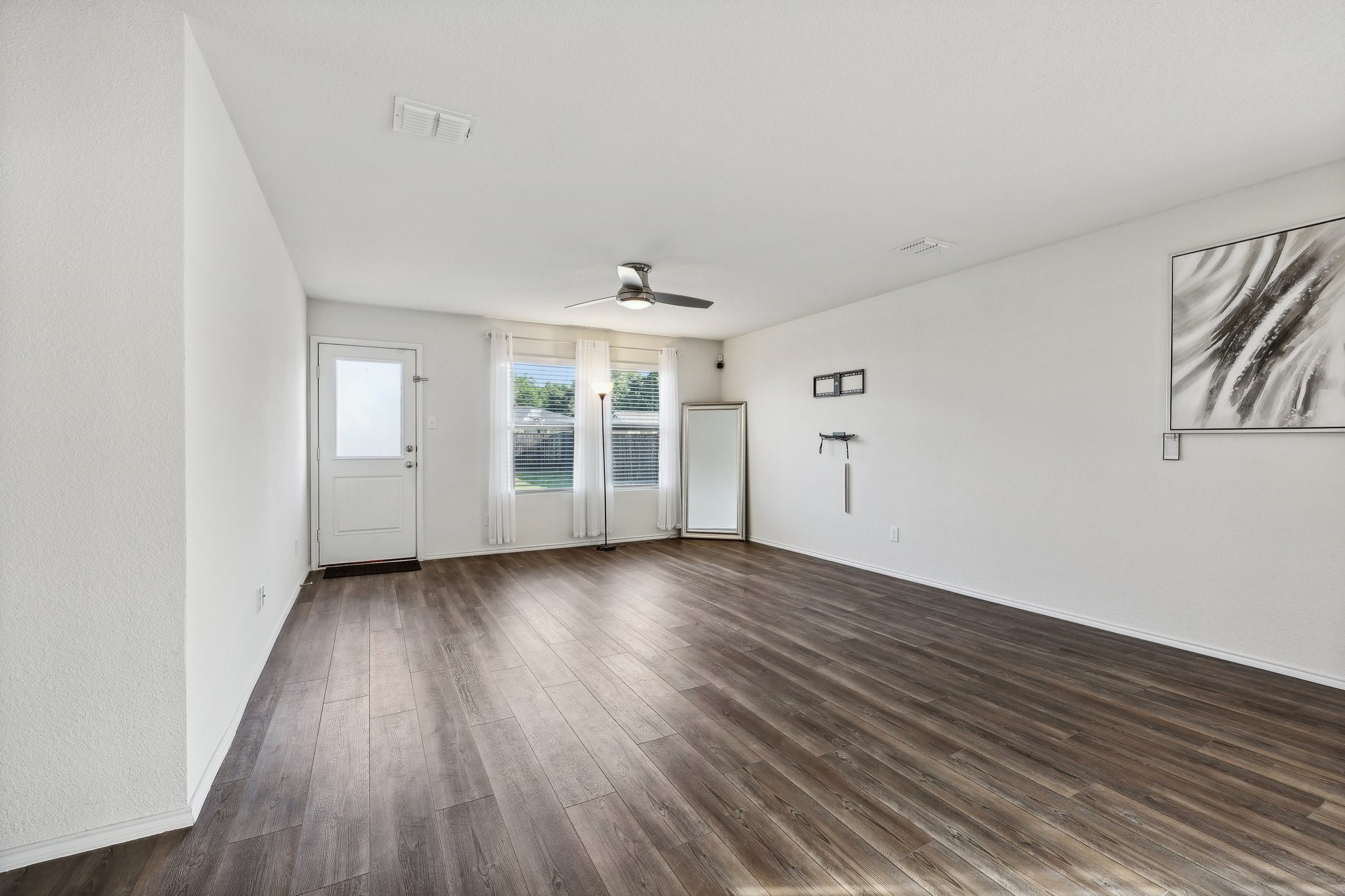 1145 Skyline Drive