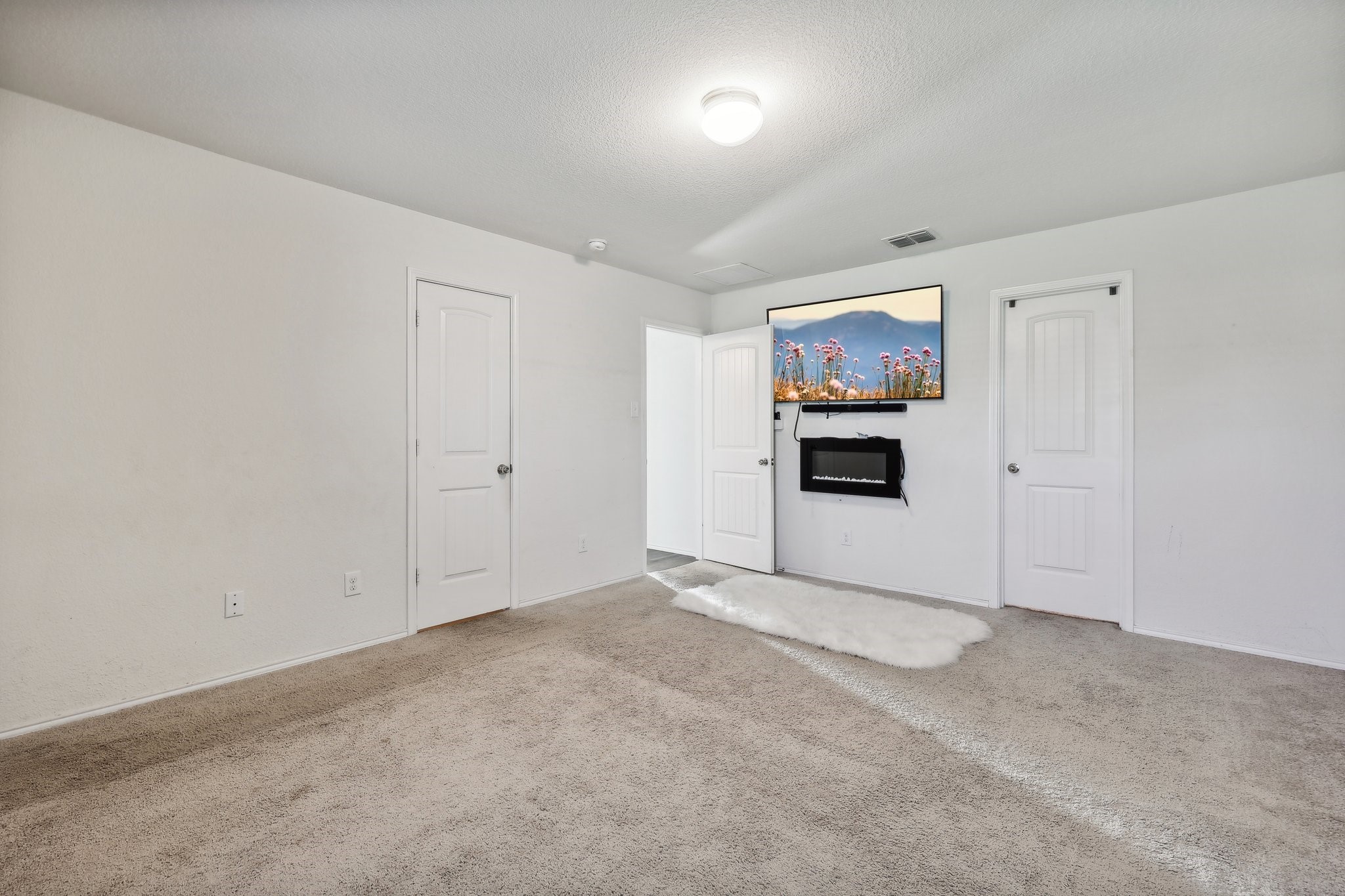 1145 Skyline Drive