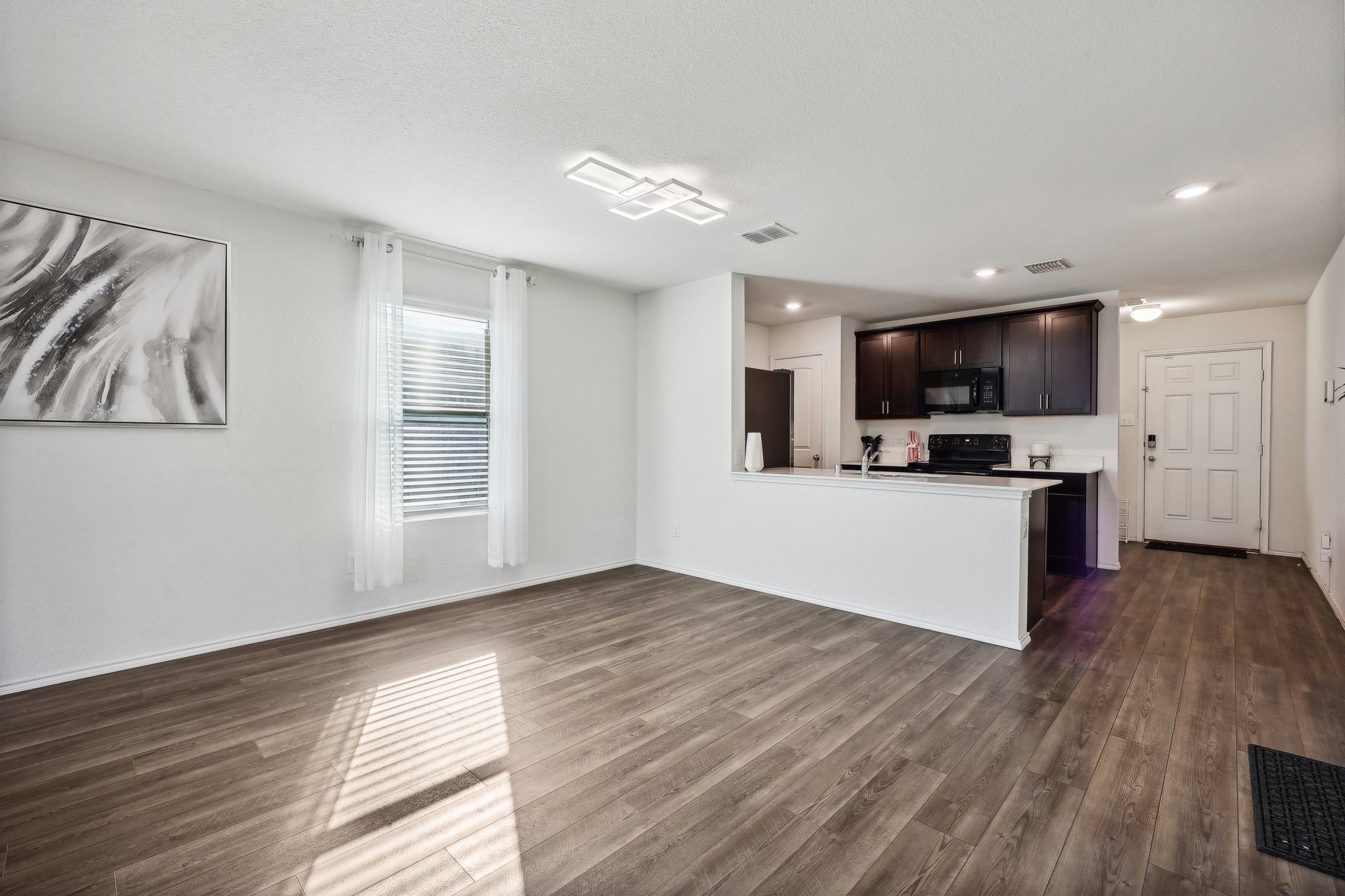 1145 Skyline Drive
