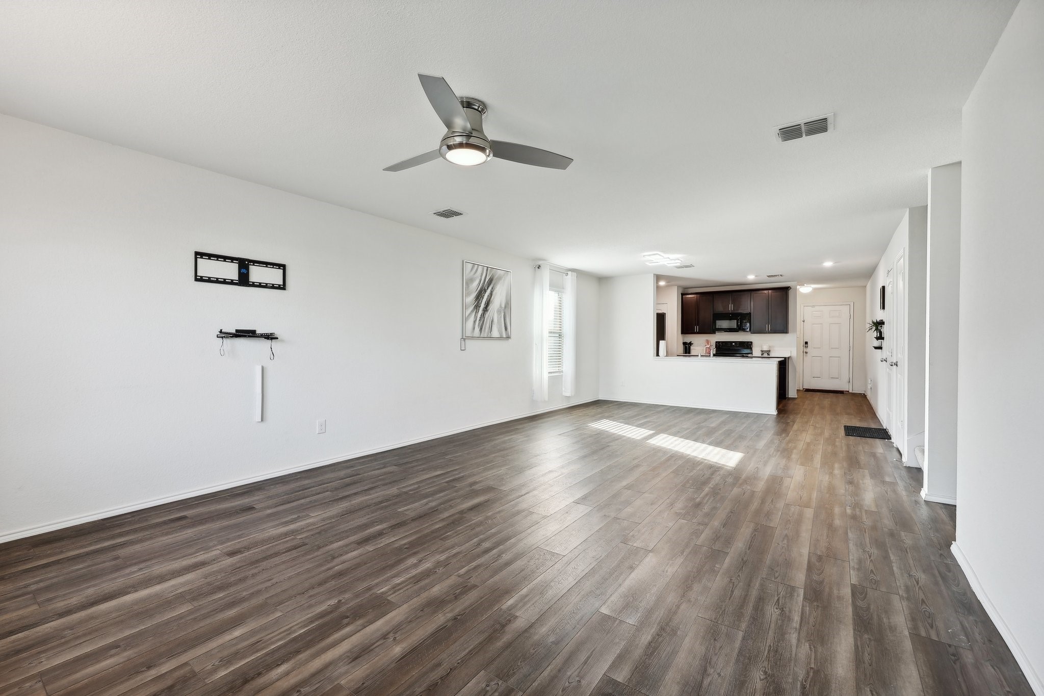 1145 Skyline Drive