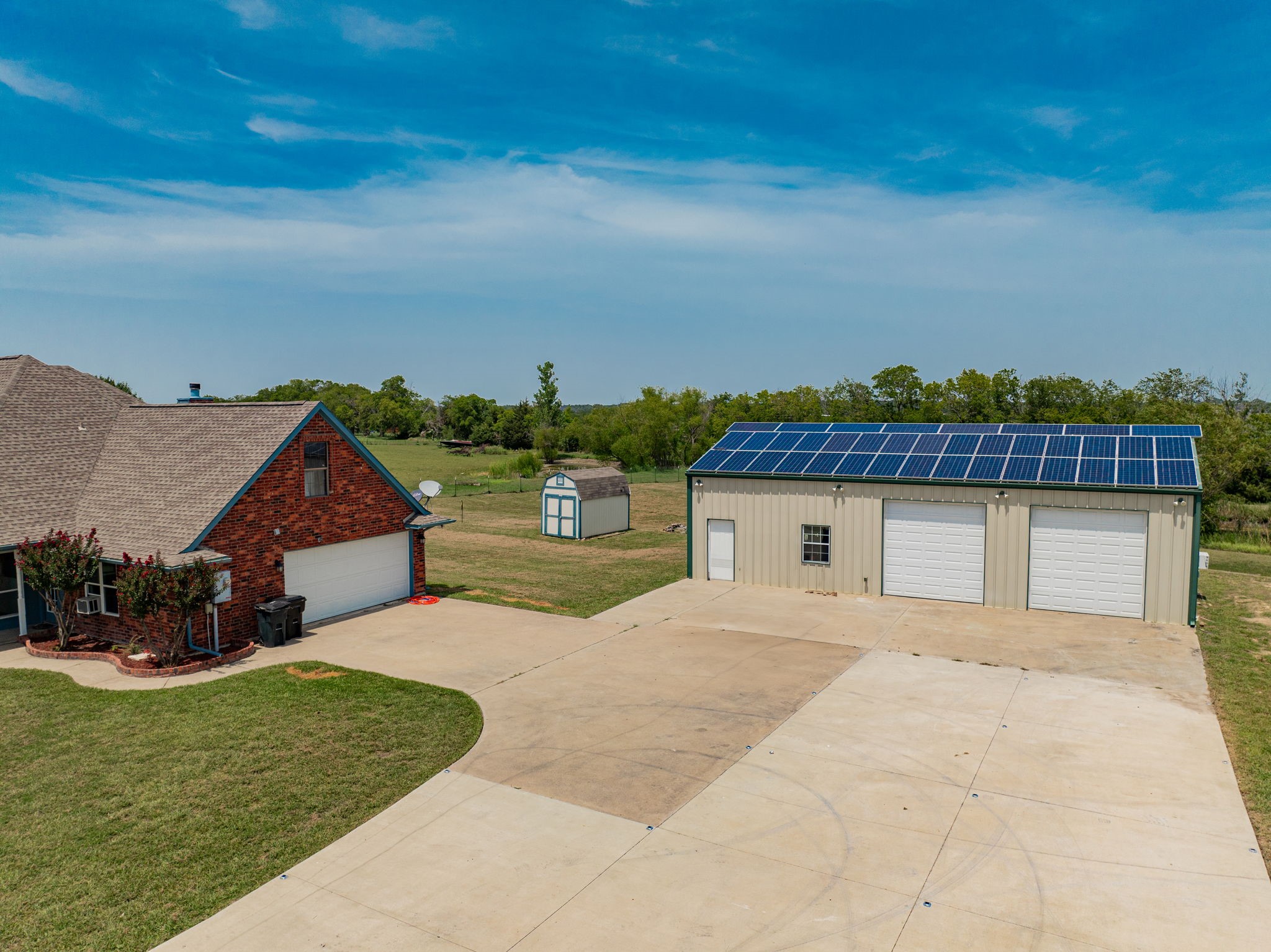 3073 W Ridgeview Circle