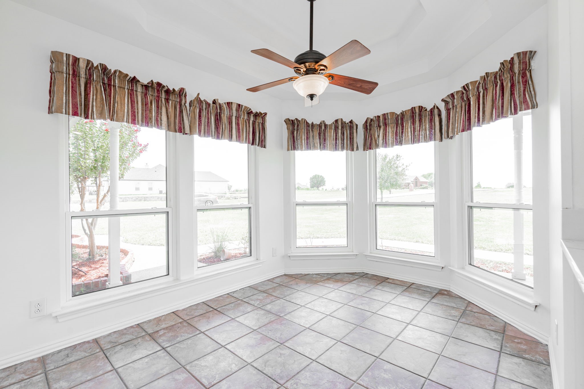 3073 W Ridgeview Circle
