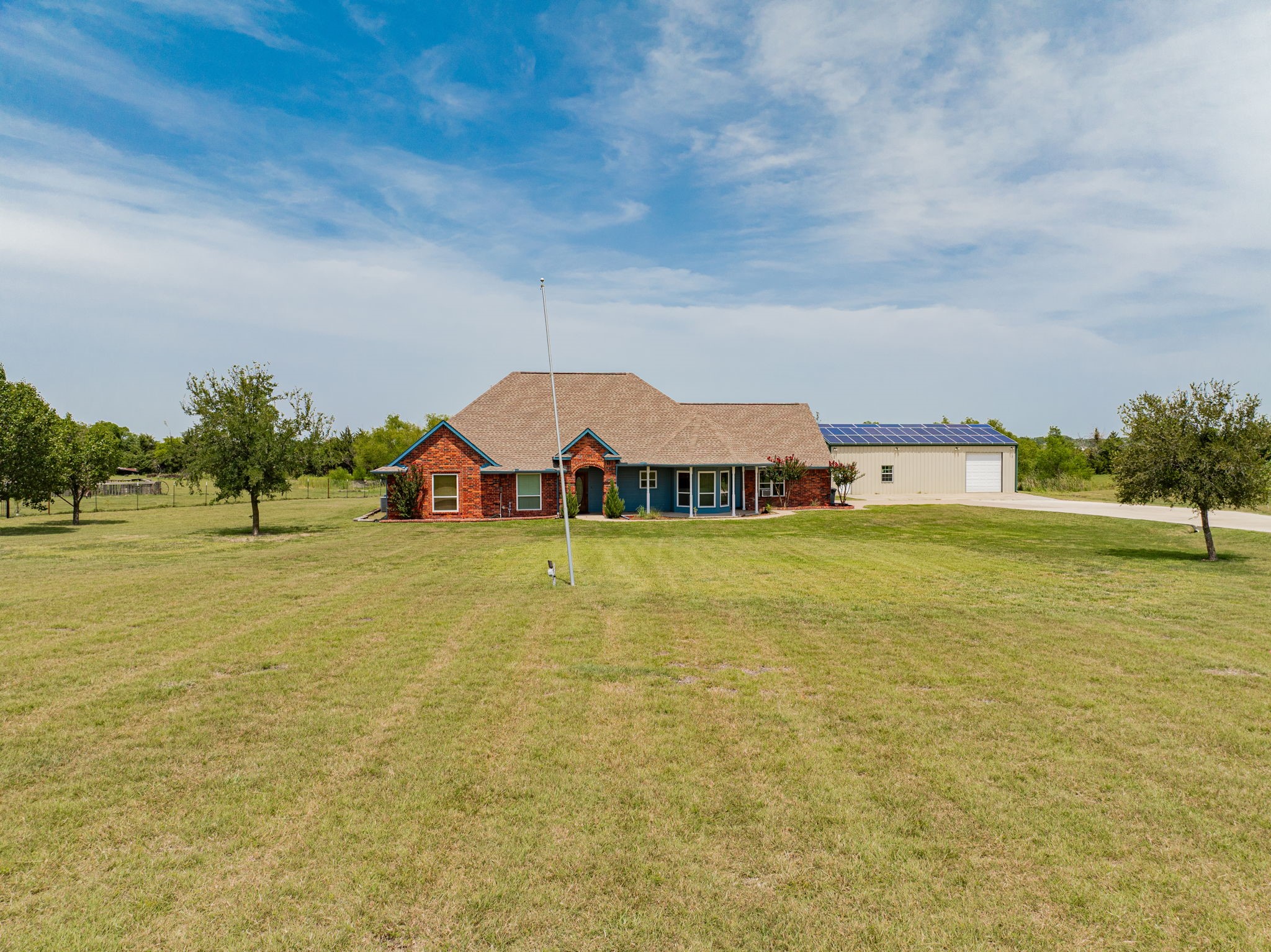 3073 W Ridgeview Circle