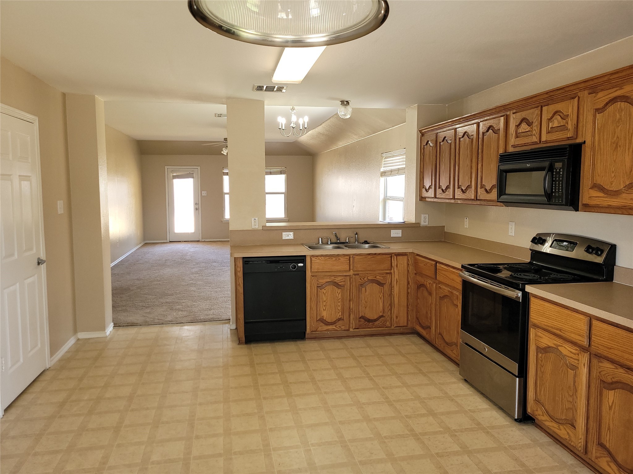 2604 Spencer Circle