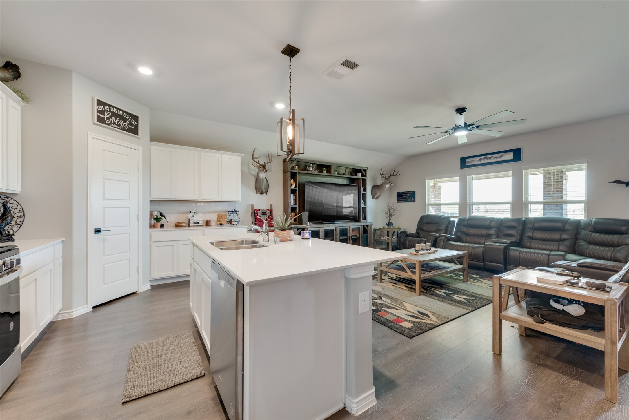 560 Delaware Road