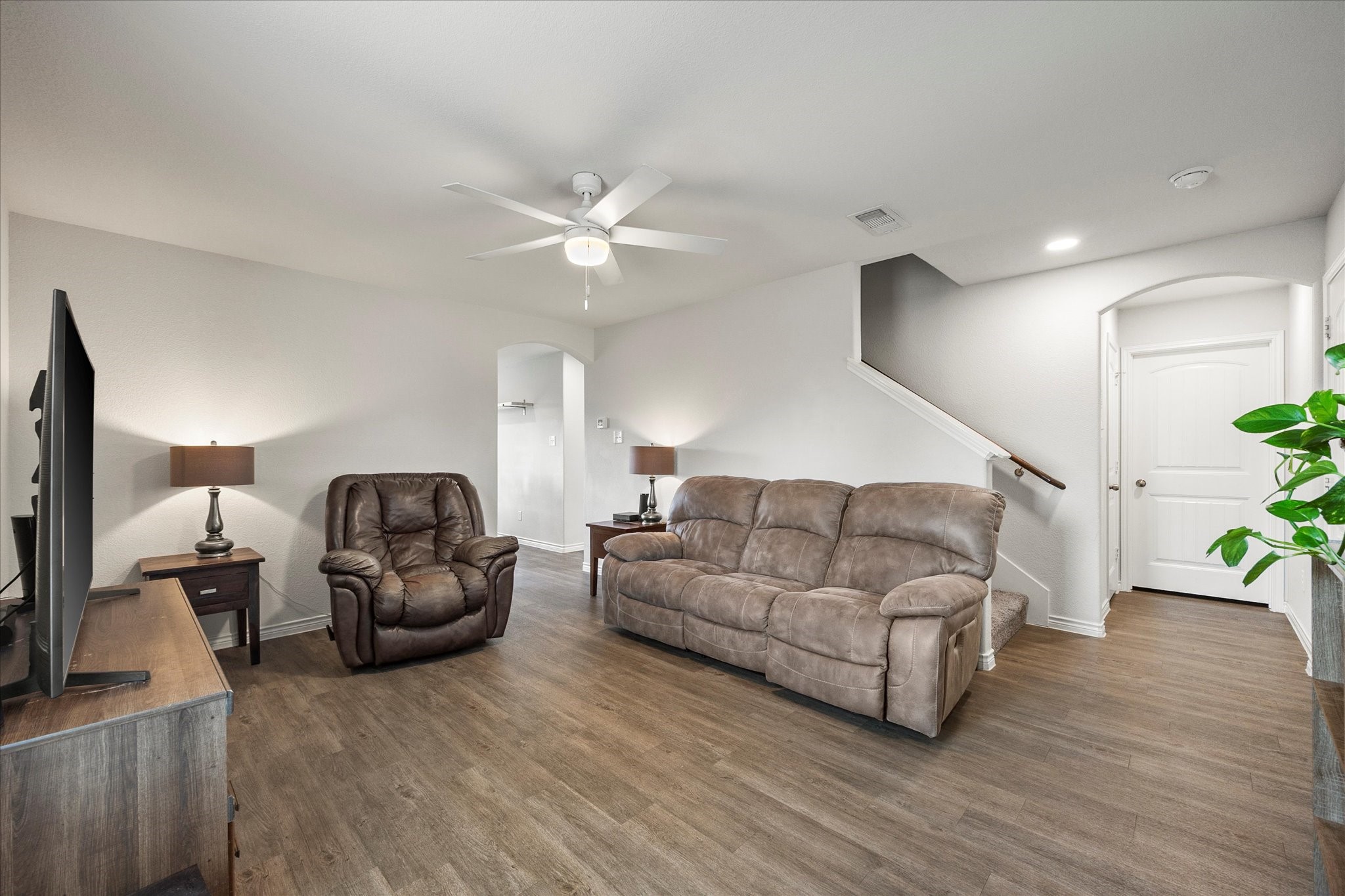 1500 Blue Jay Drive