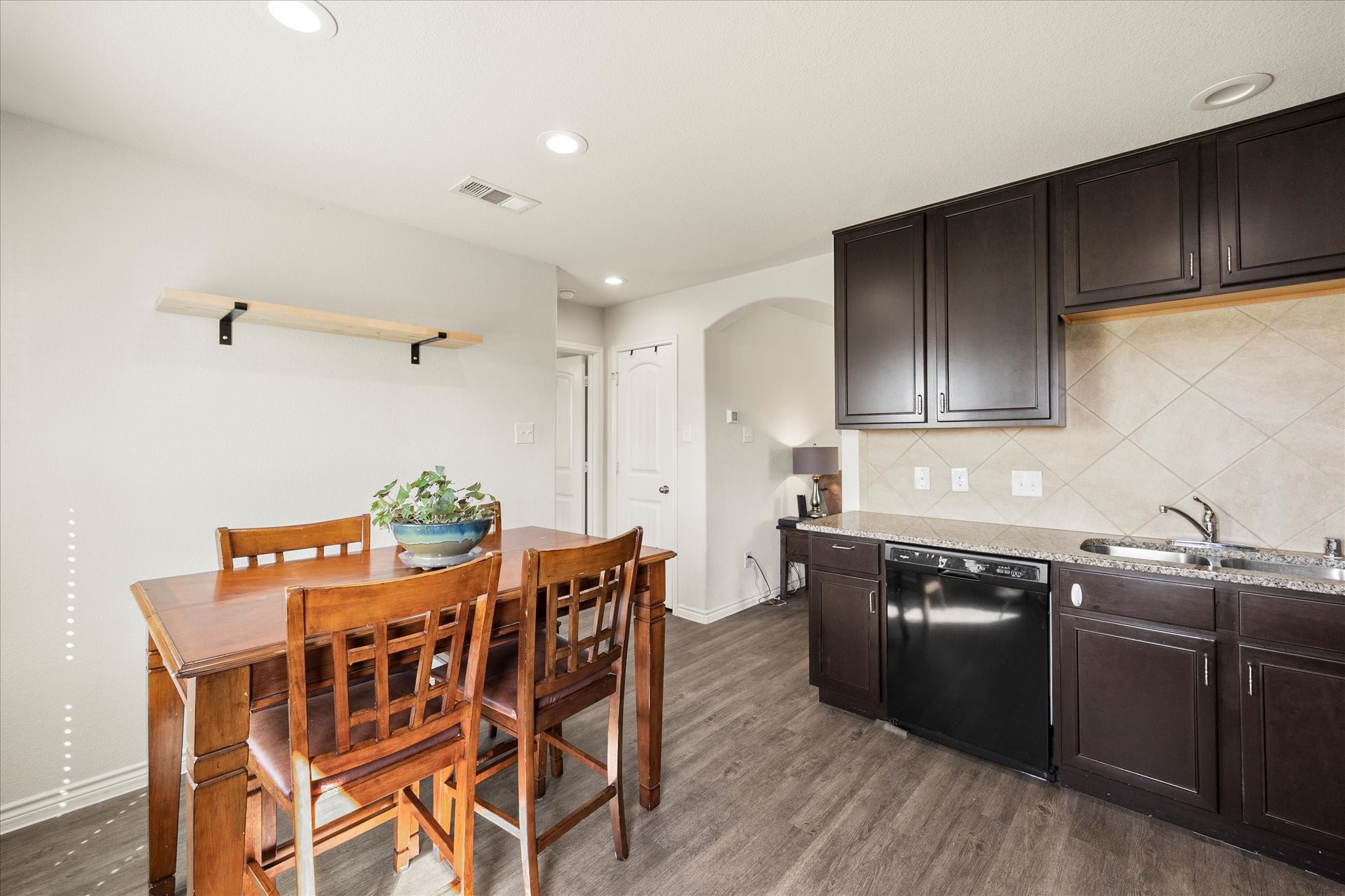 1500 Blue Jay Drive