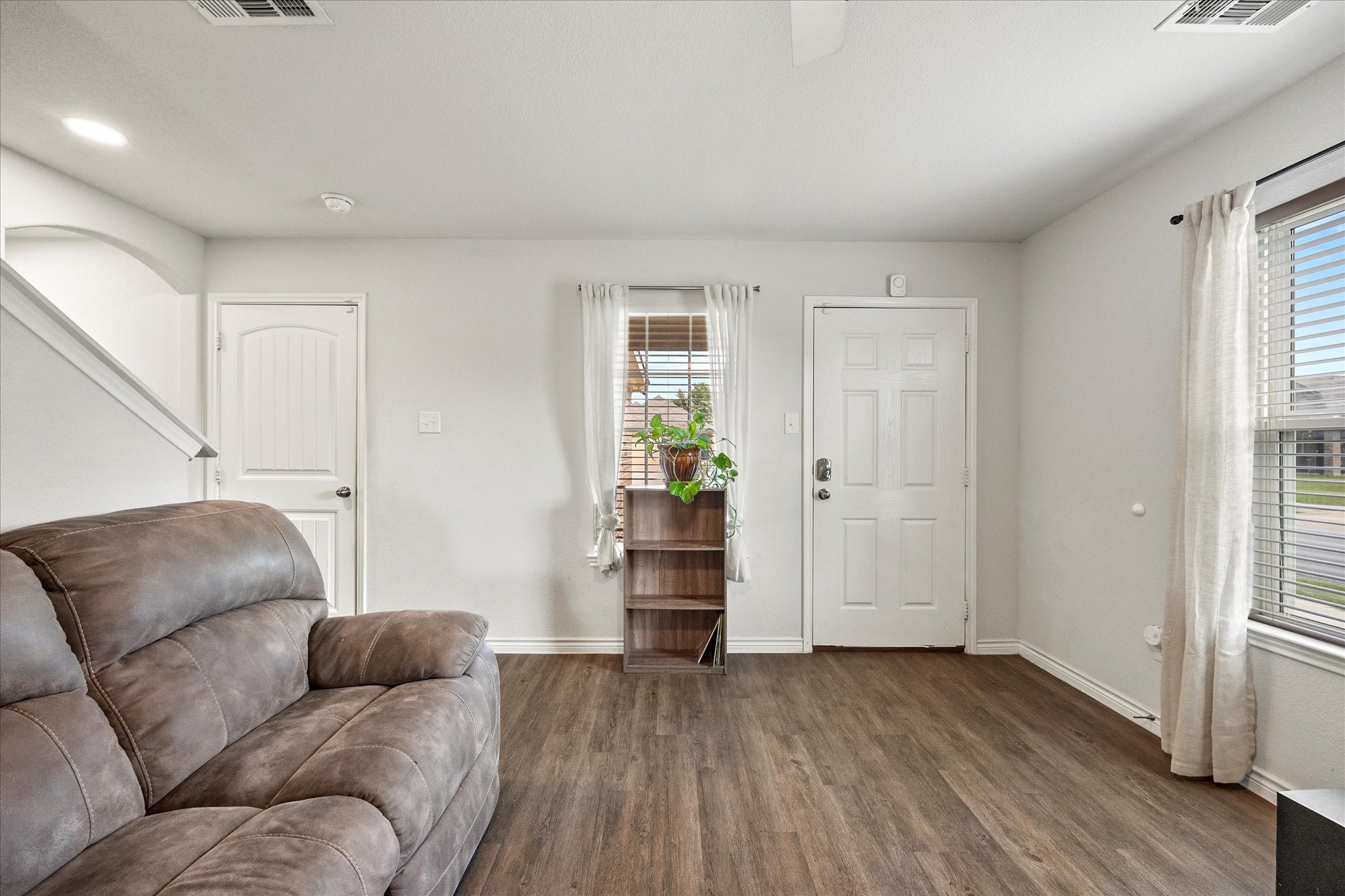 1500 Blue Jay Drive
