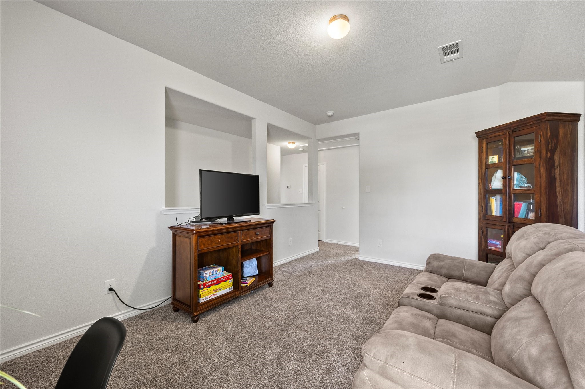 1500 Blue Jay Drive