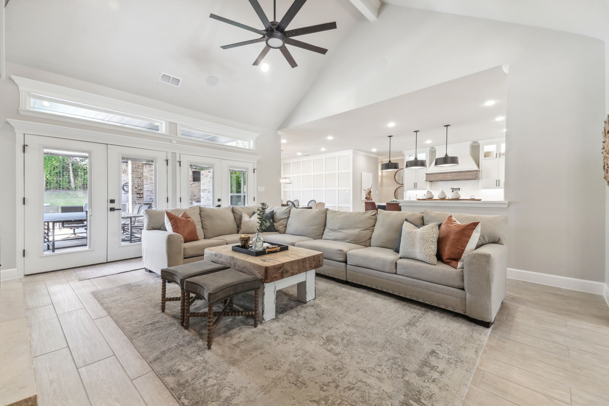 11805 County Road 483