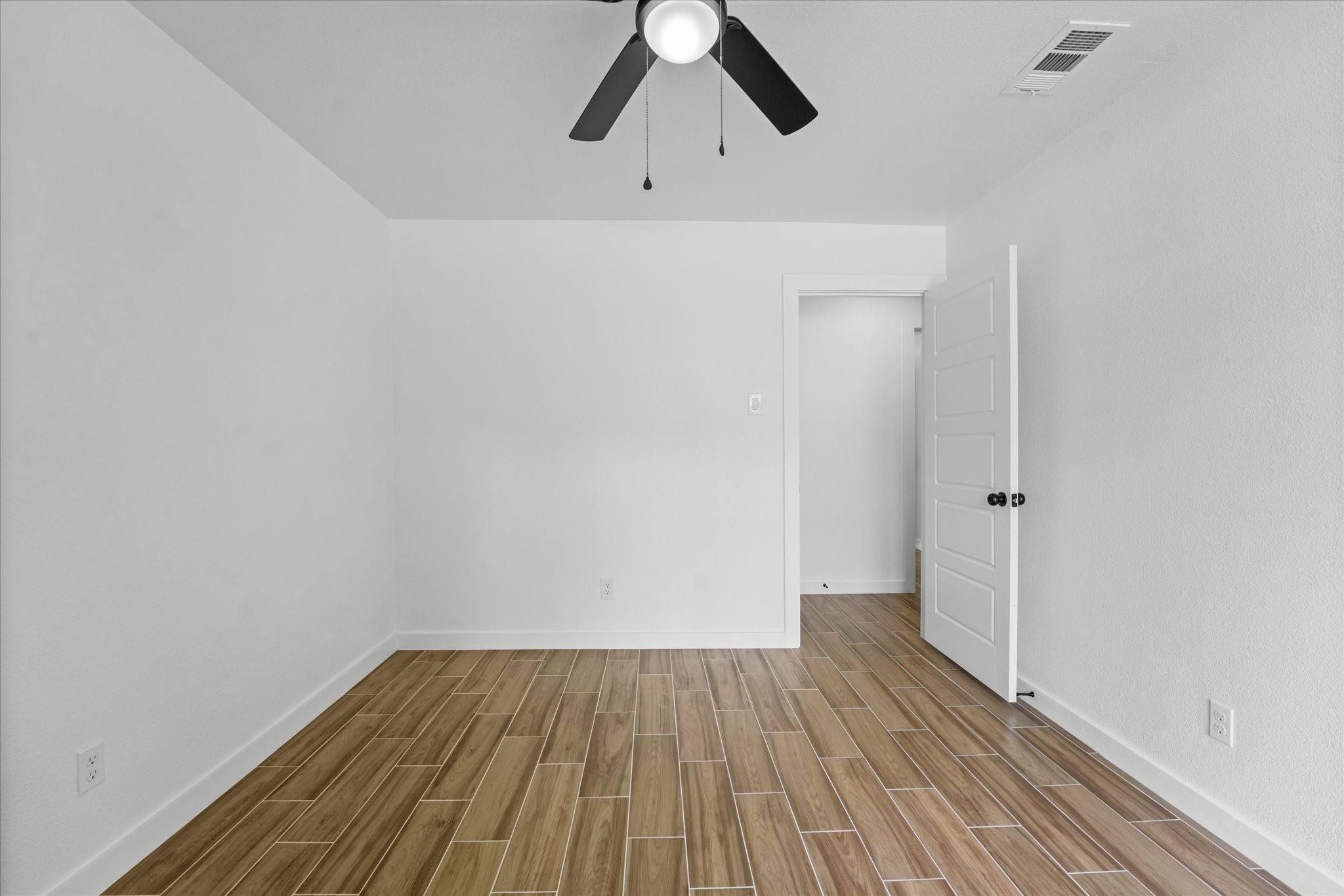 1044 Briarwood Lane