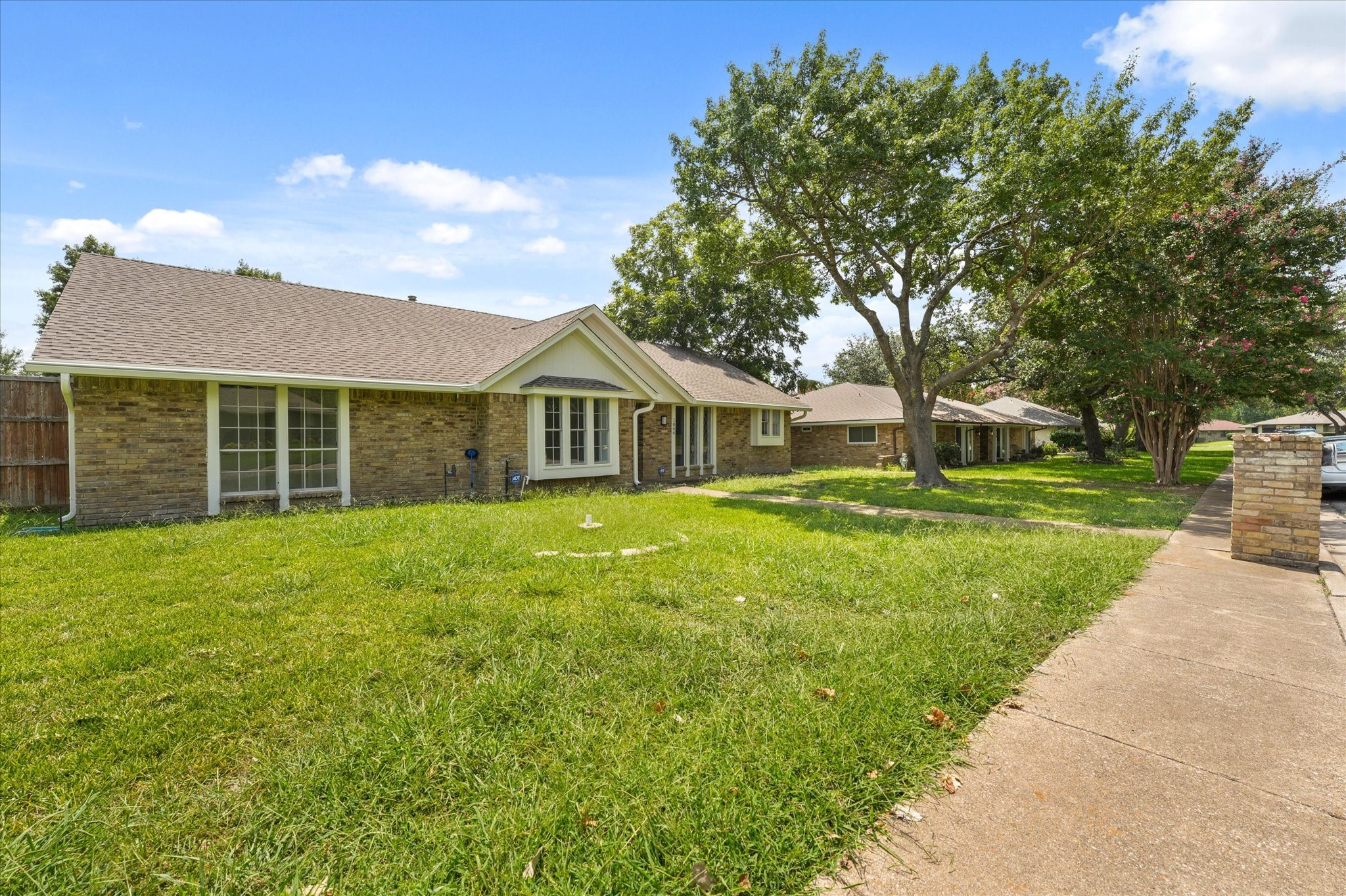 1044 Briarwood Lane