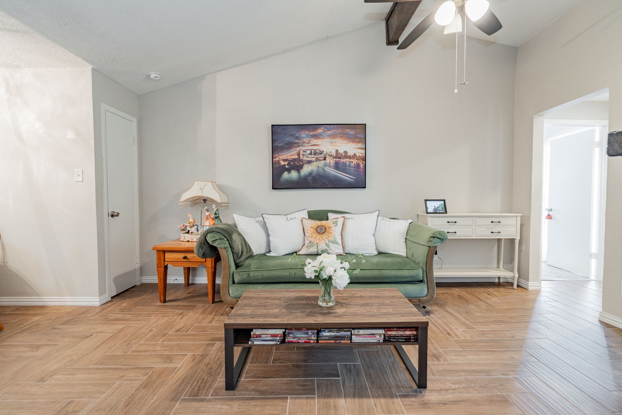 7152 Fair Oaks Avenue 2200