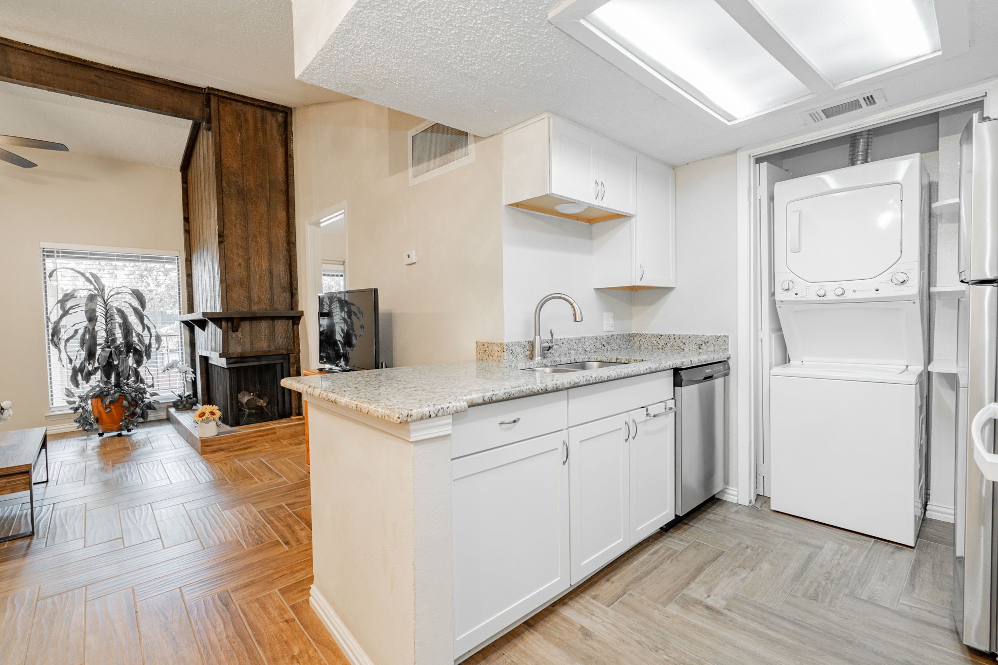 7152 Fair Oaks Avenue 2200