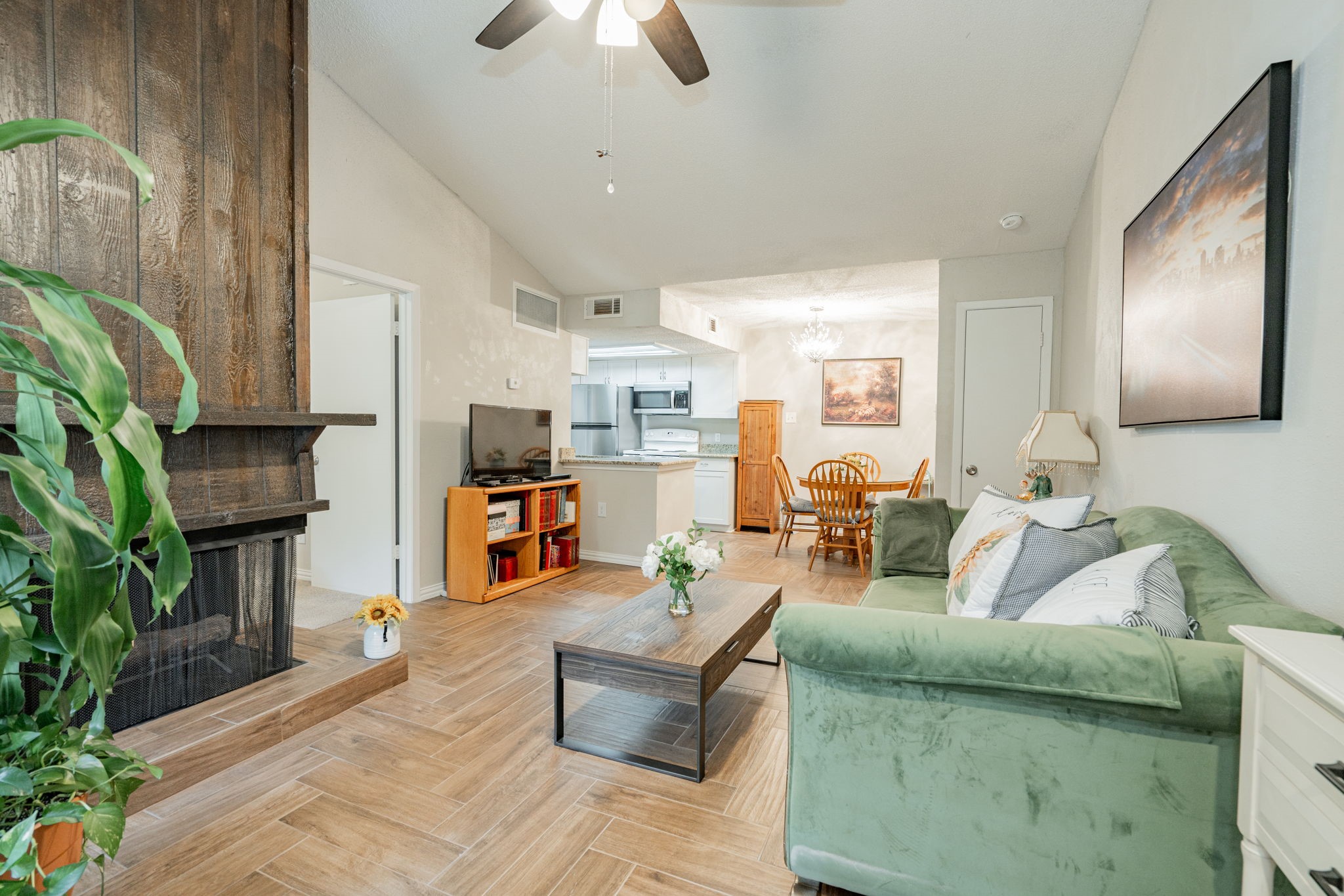 7152 Fair Oaks Avenue 2200