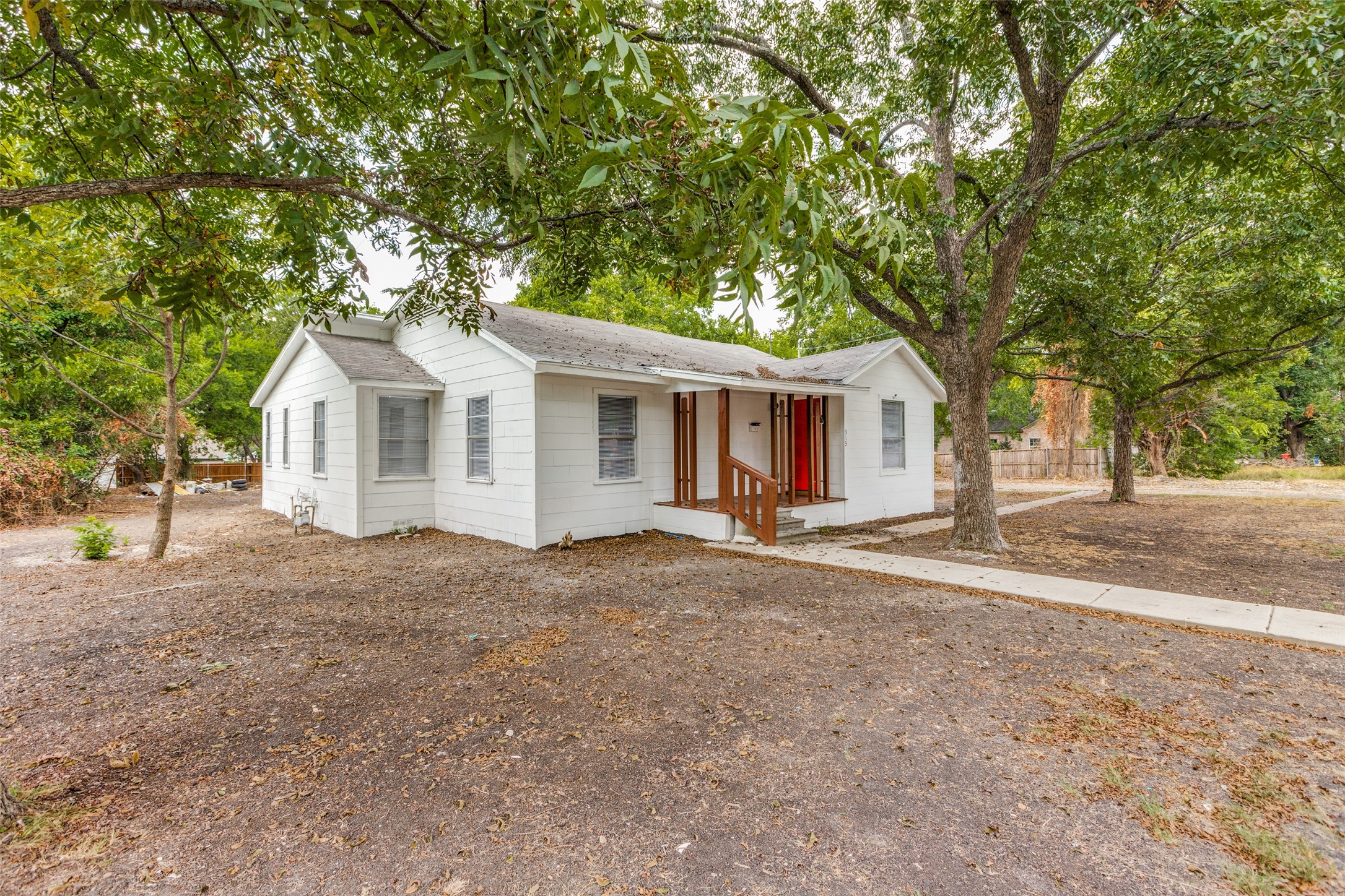 313 Austin Street