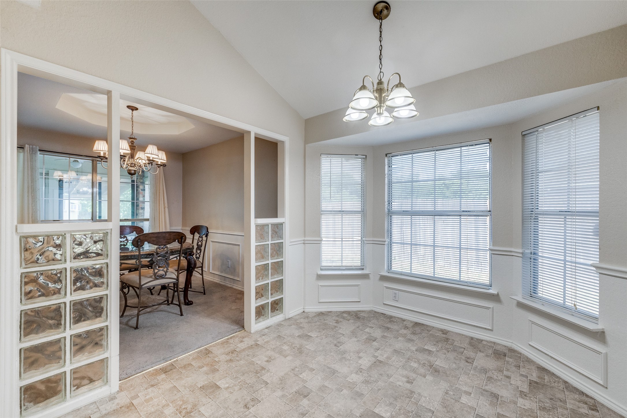 4916 Waxwing Drive