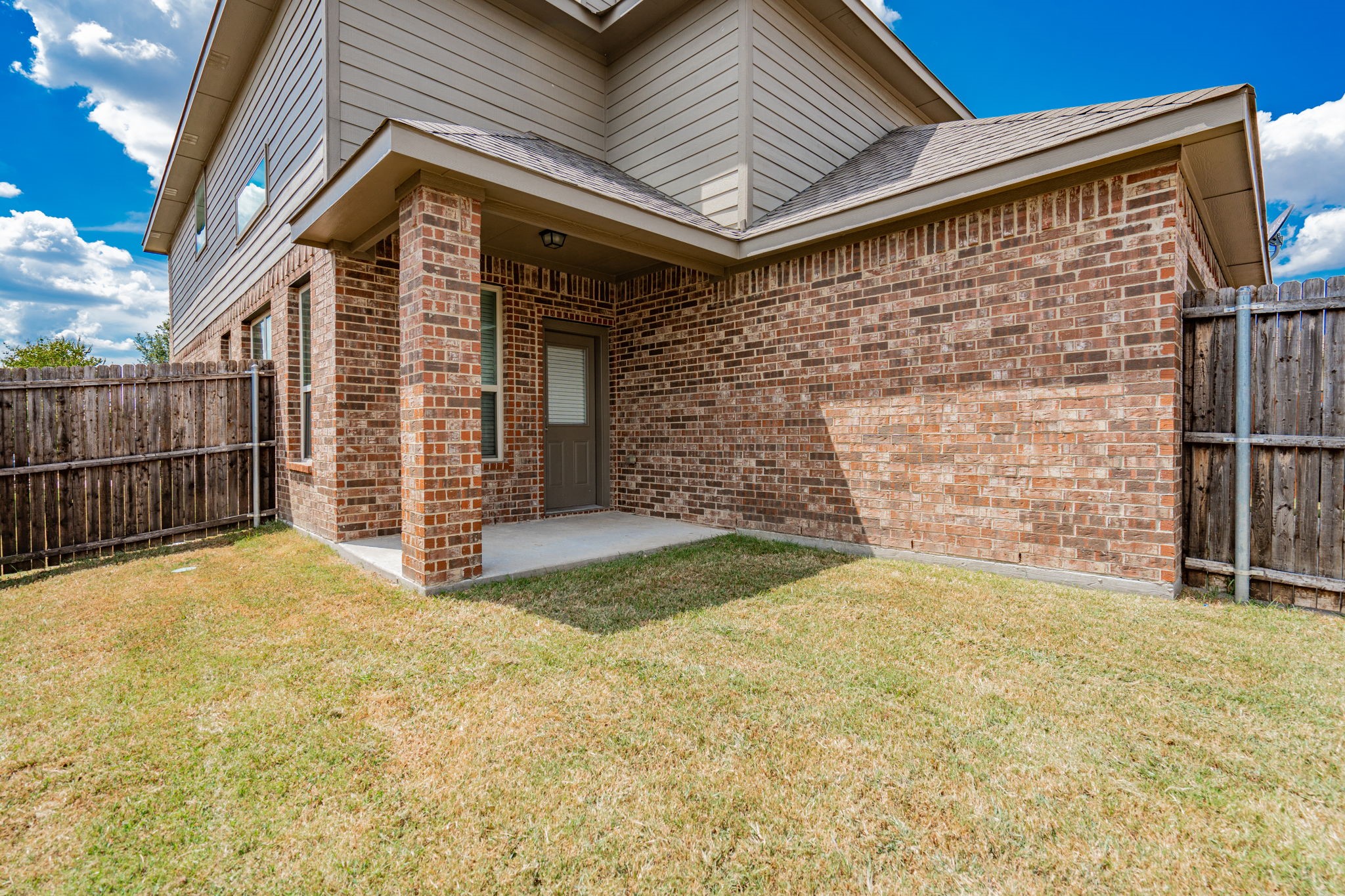 1312 Sweetgum Drive