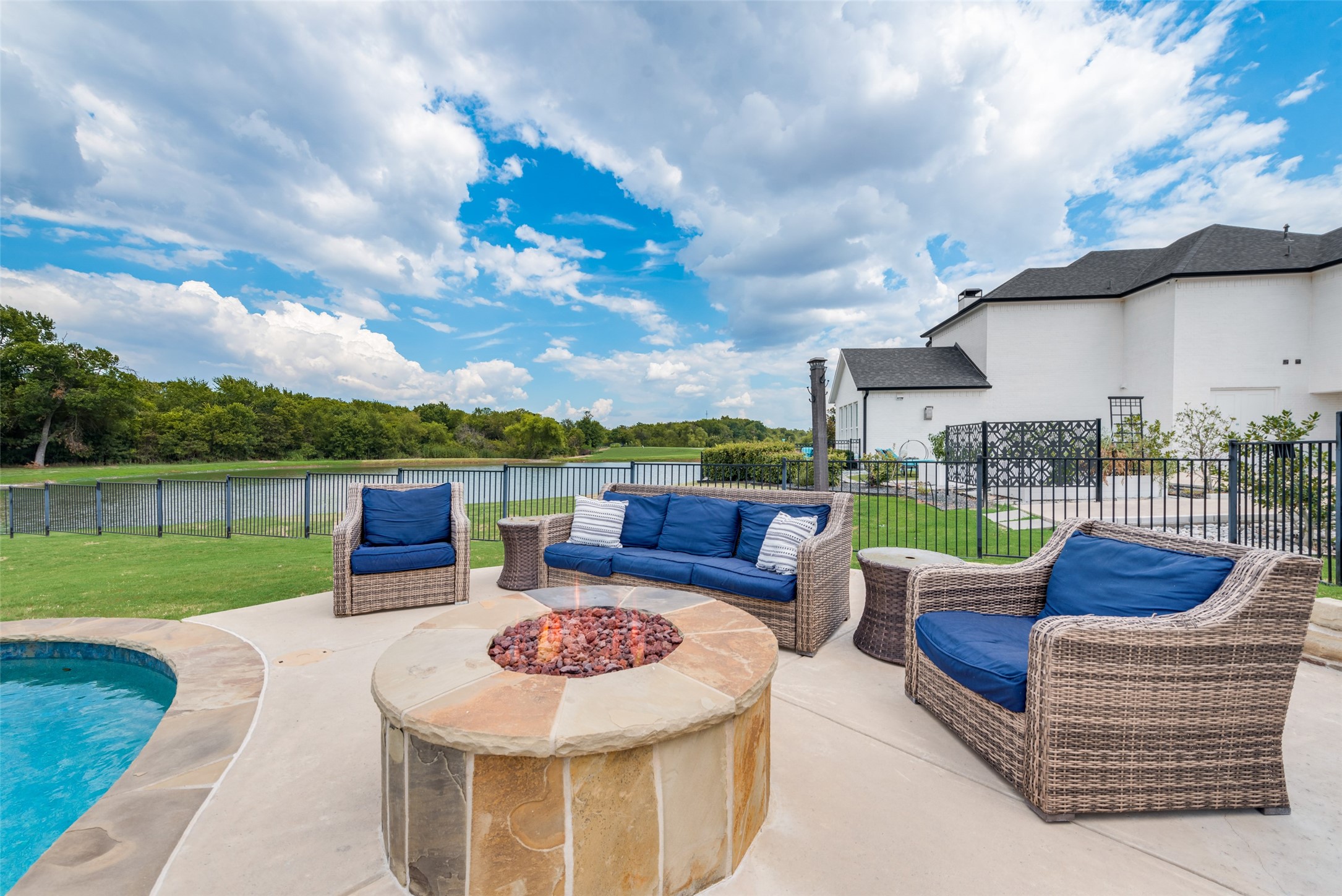 1602 Hidden Creek Drive