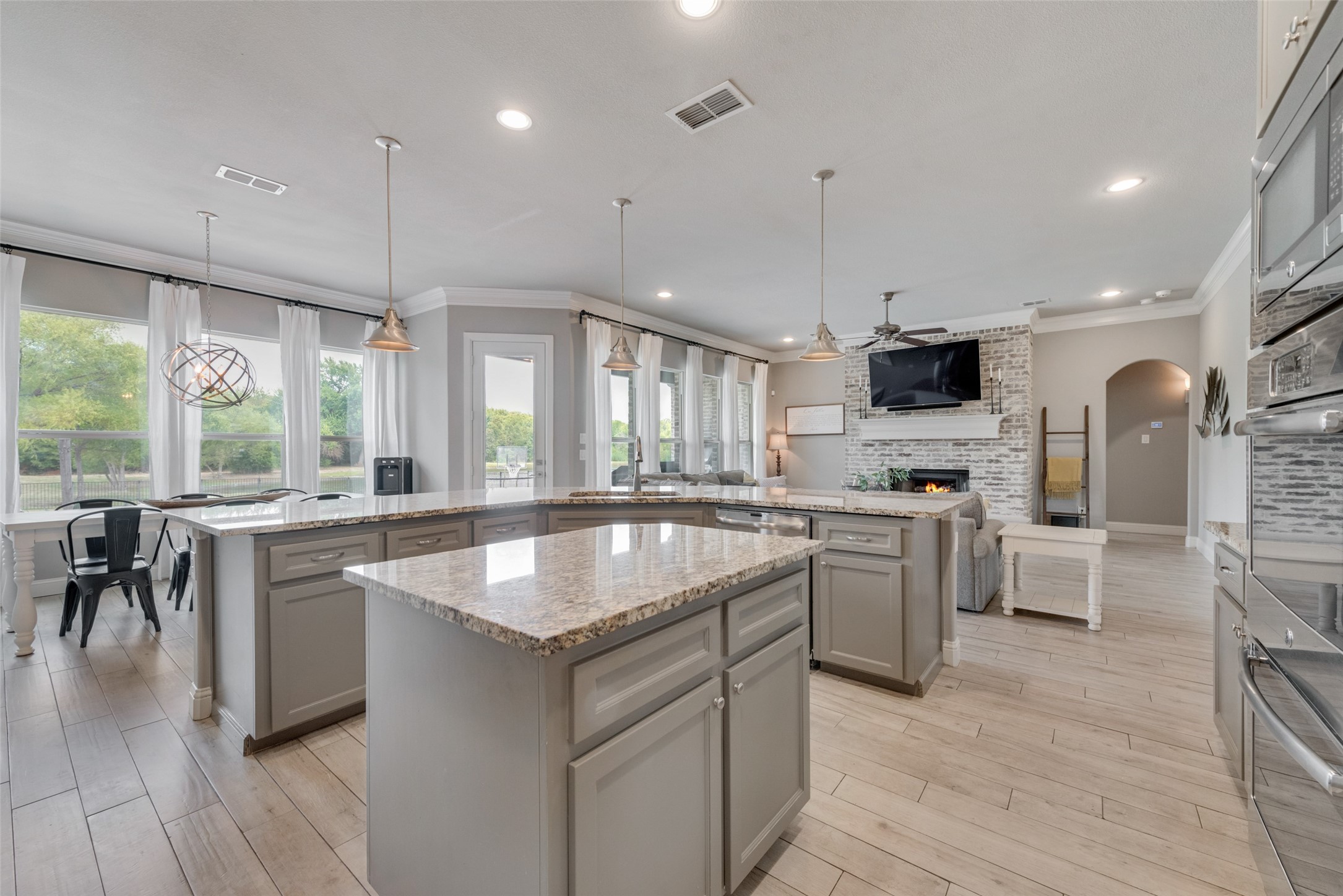 1602 Hidden Creek Drive