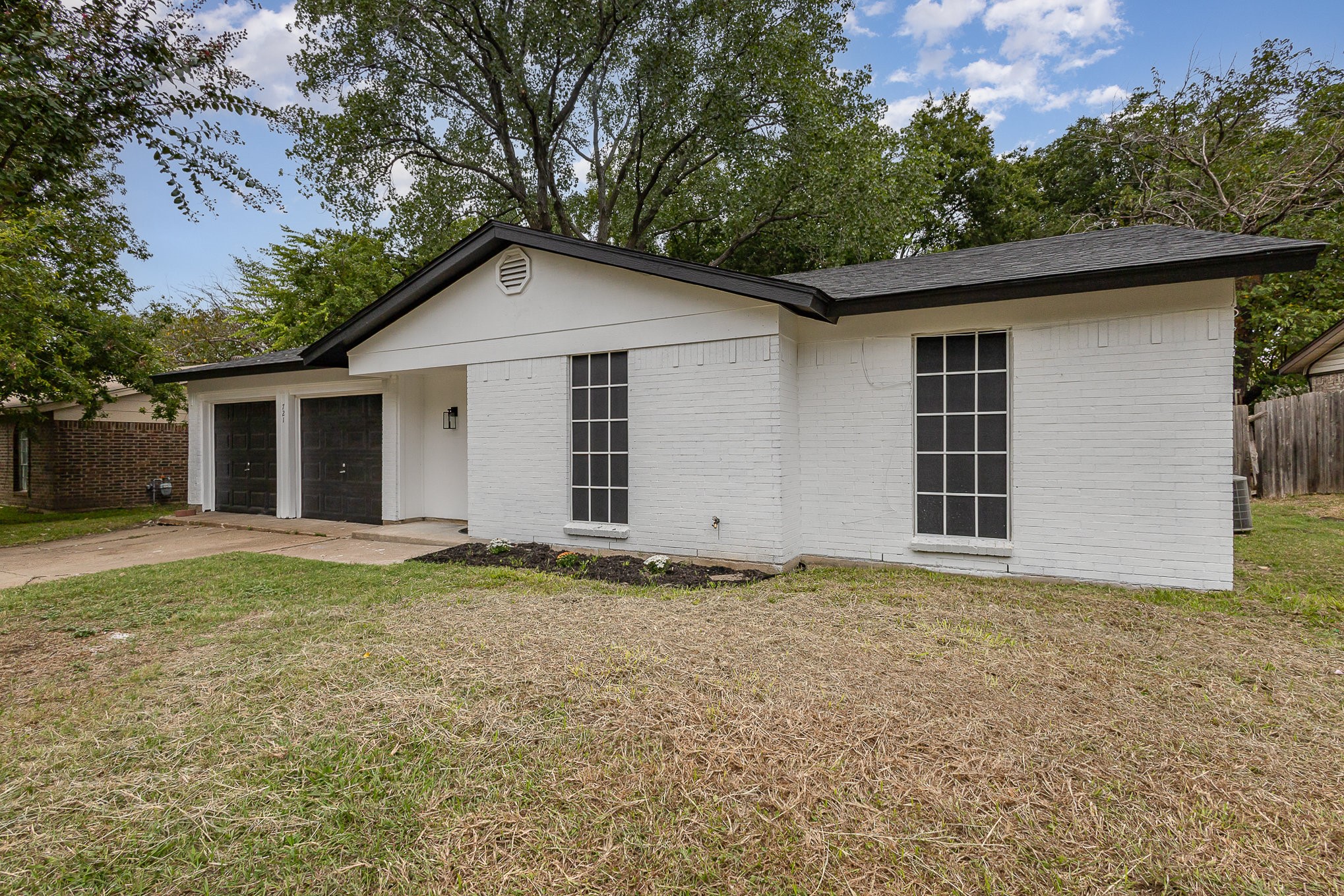 721 S Deerfield Circle