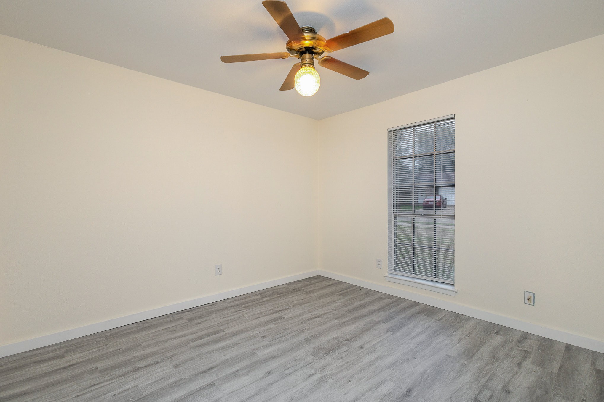 721 S Deerfield Circle
