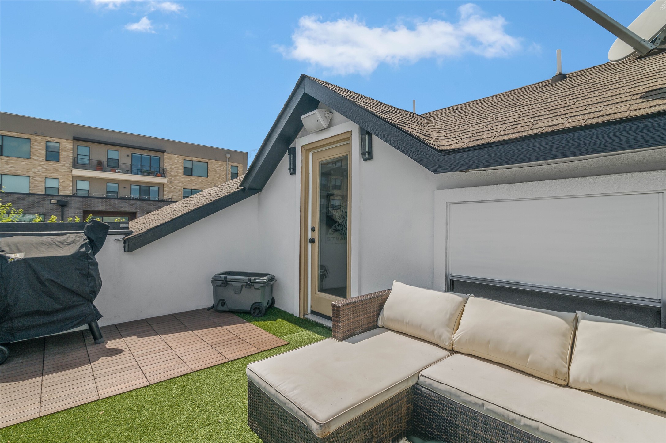7402 Coronado Way