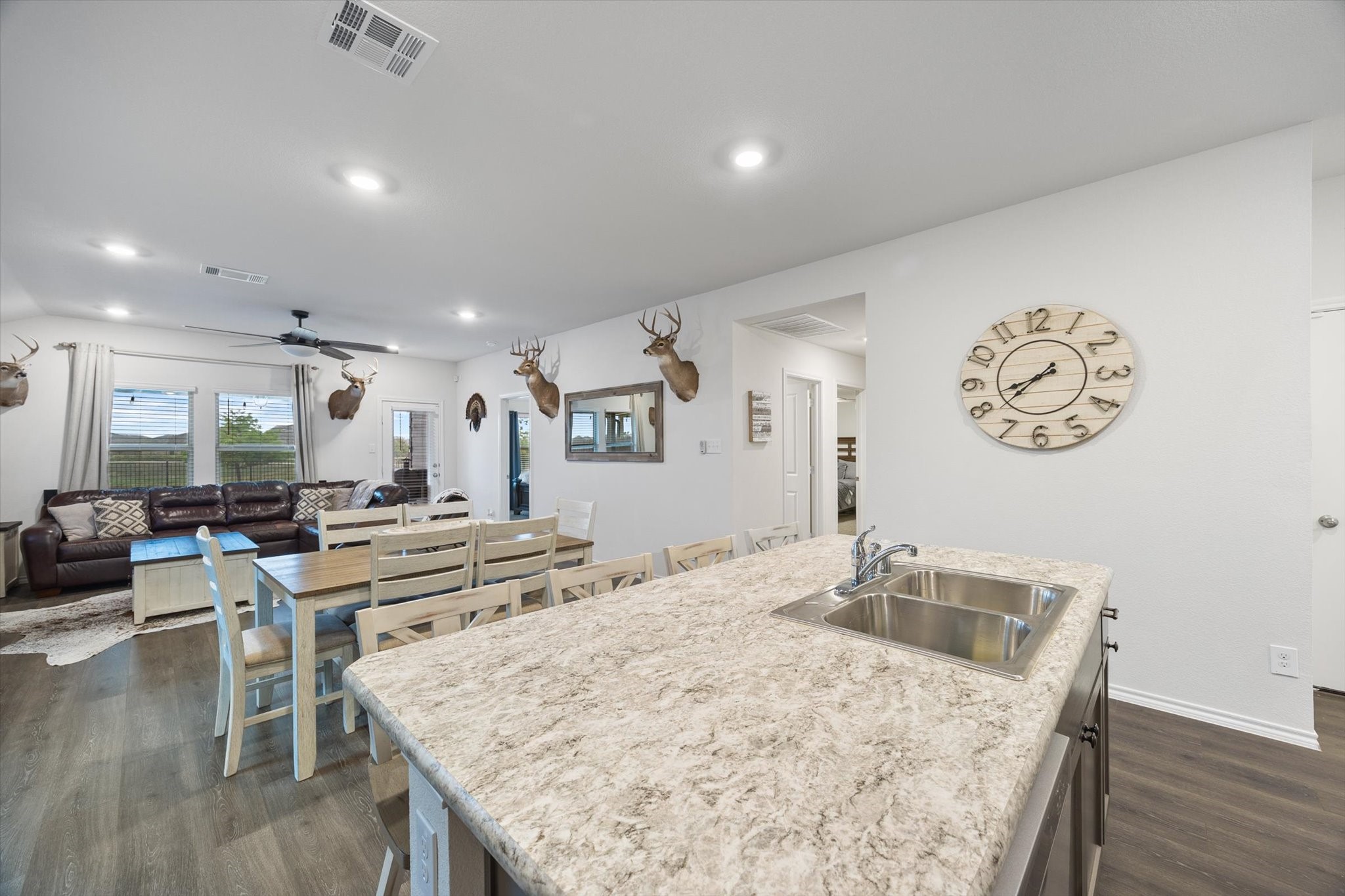 1600 River Oak Lane