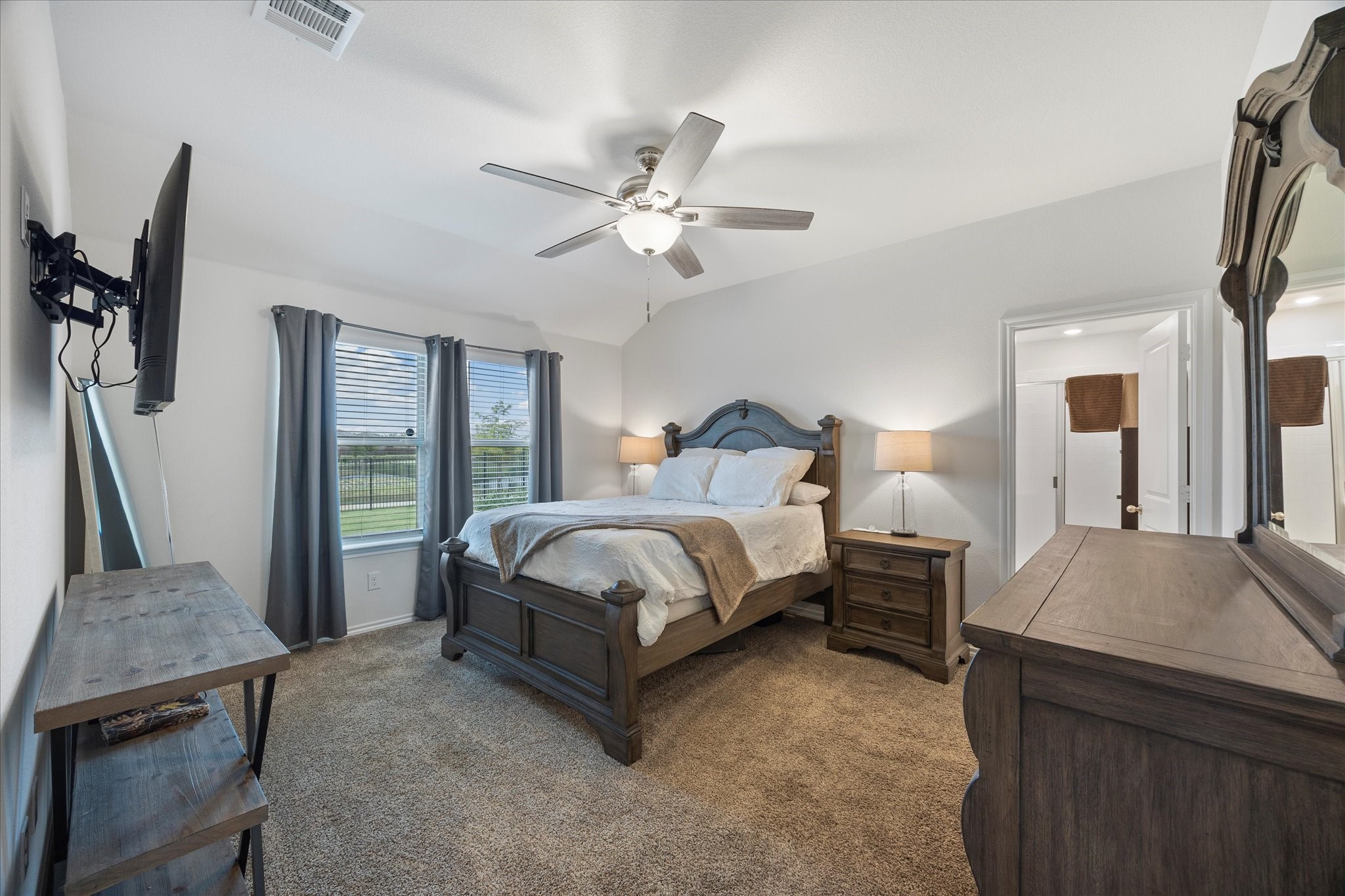 1600 River Oak Lane