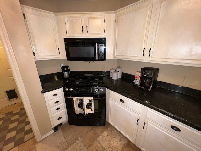 706 Ashbrook Drive