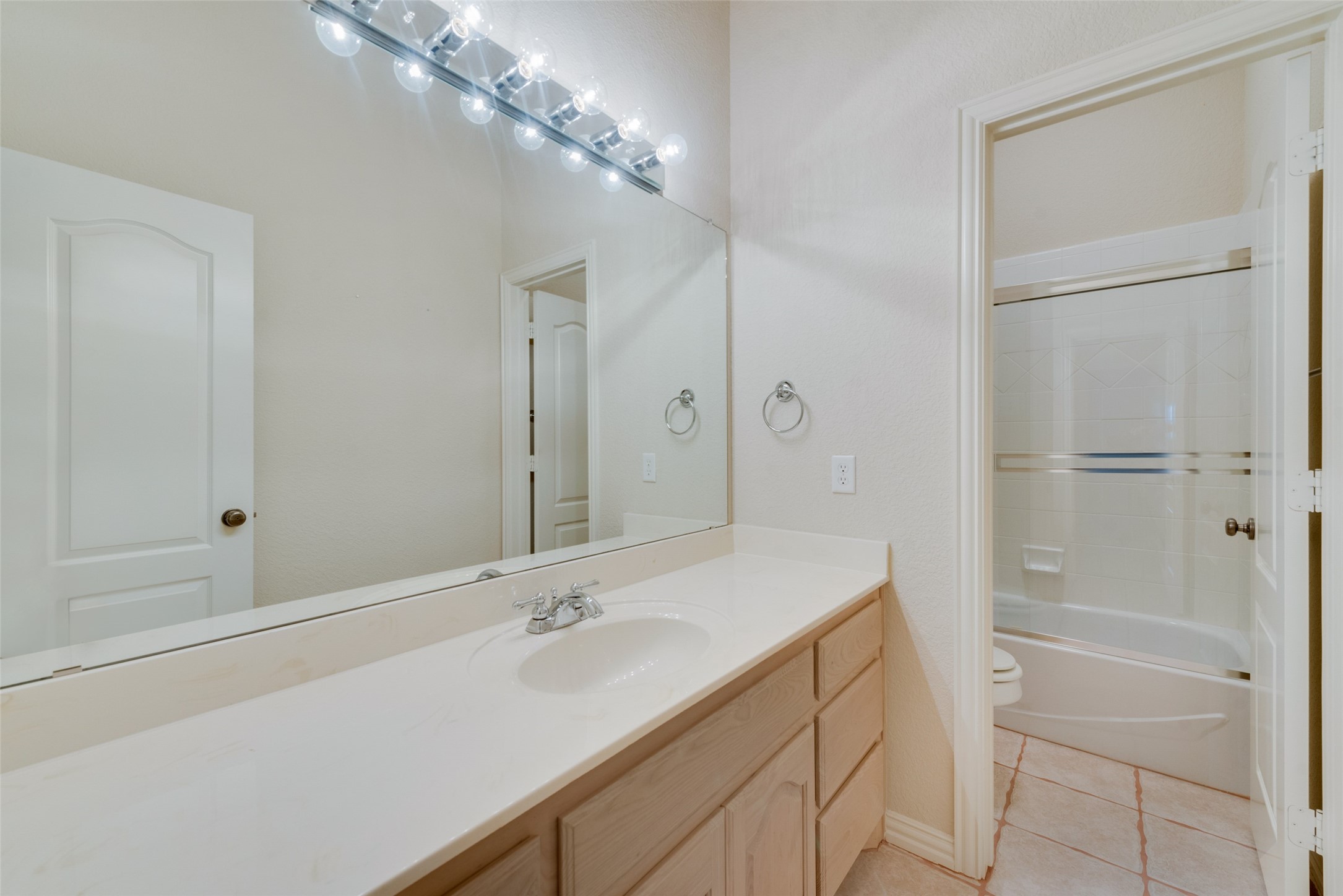 11077 Saint Elias Way