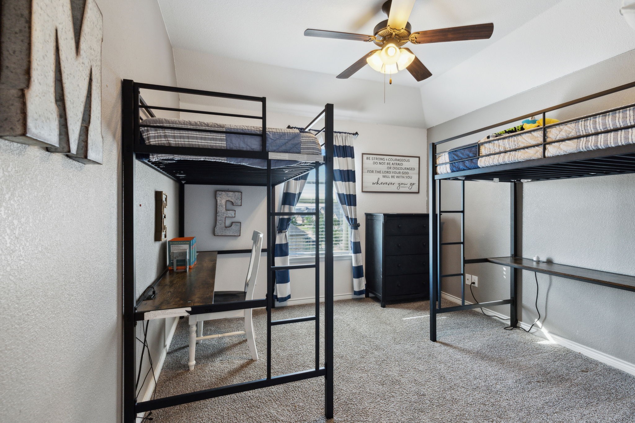 3033 Lily Lane