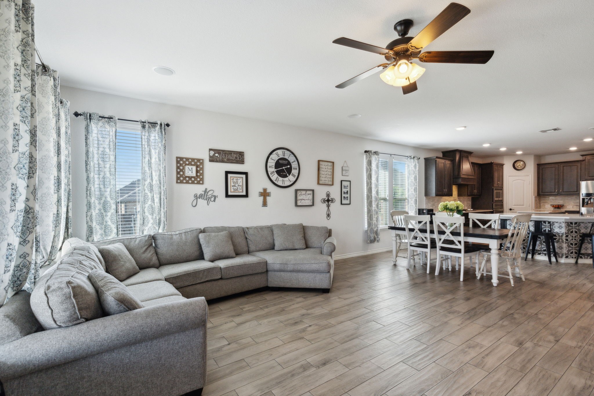 3033 Lily Lane